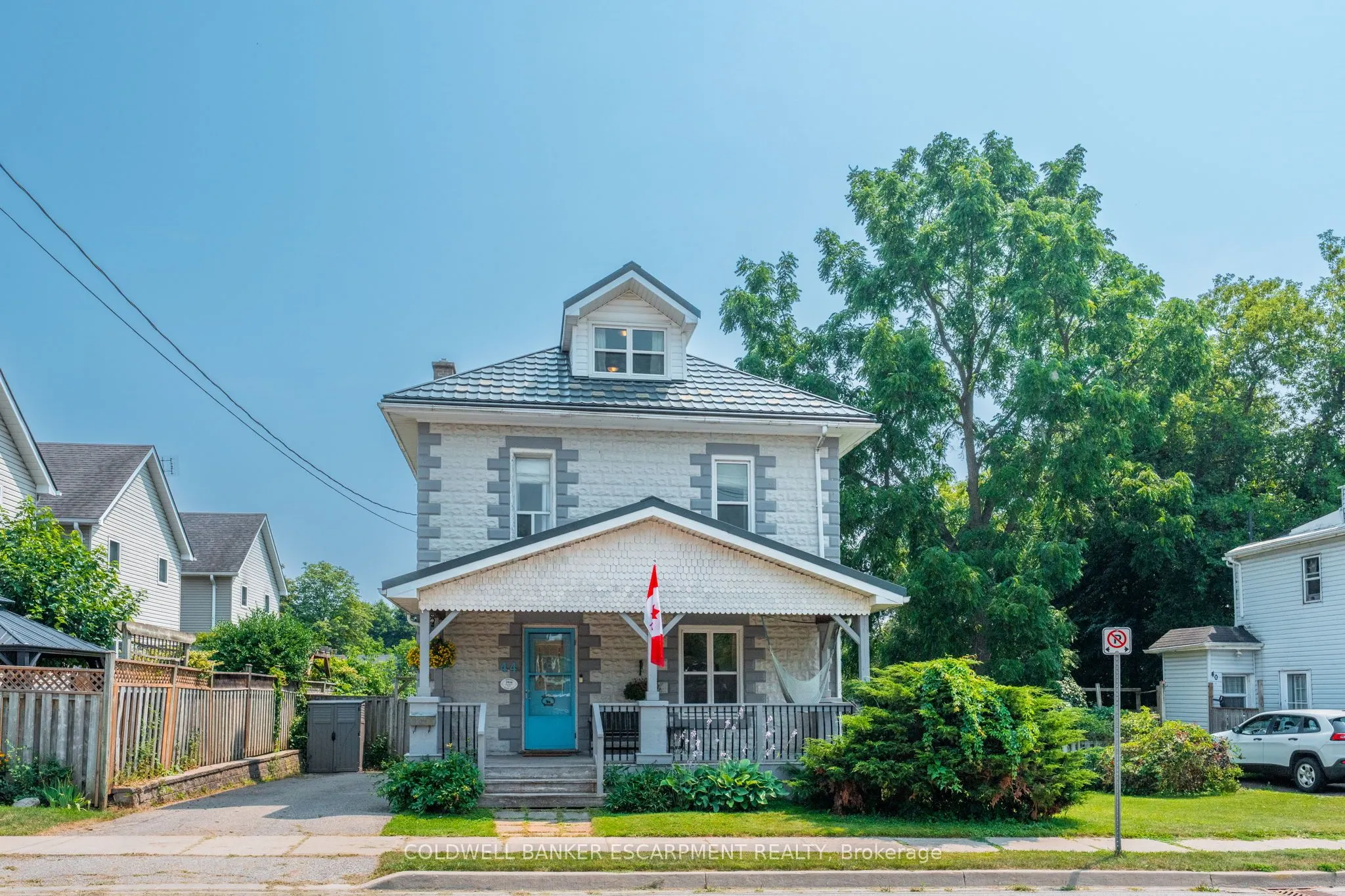 44 Church Street E