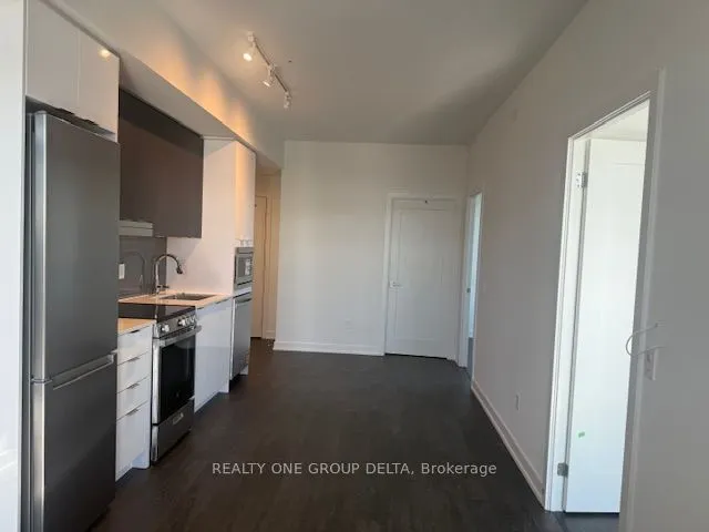 5081 Hurontario Street, #1102