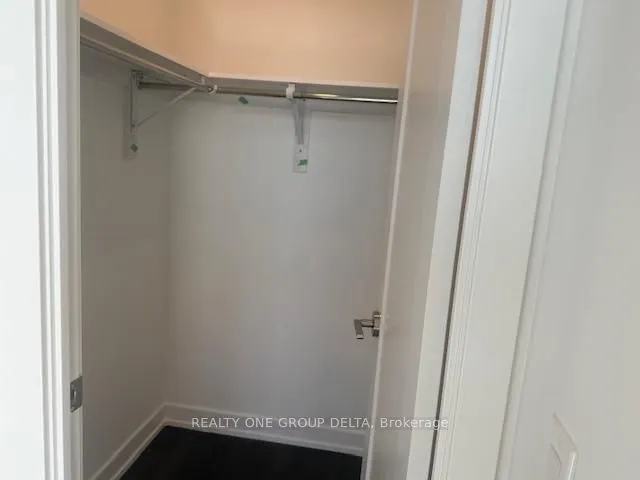 5081 Hurontario Street, #1102