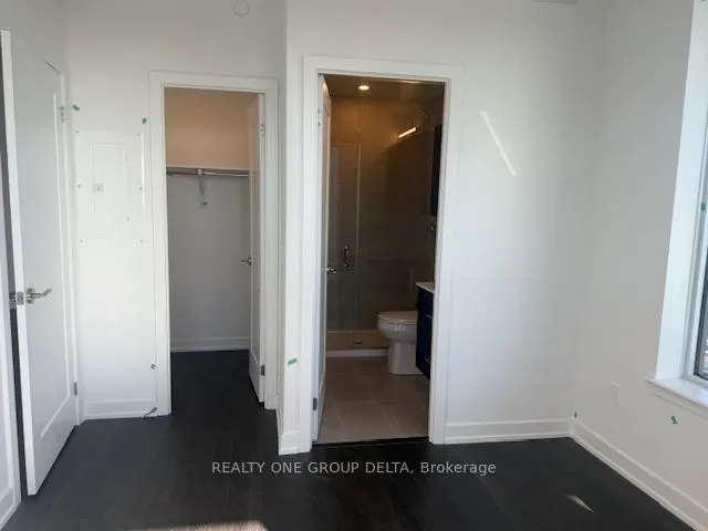 5081 Hurontario Street, #1102