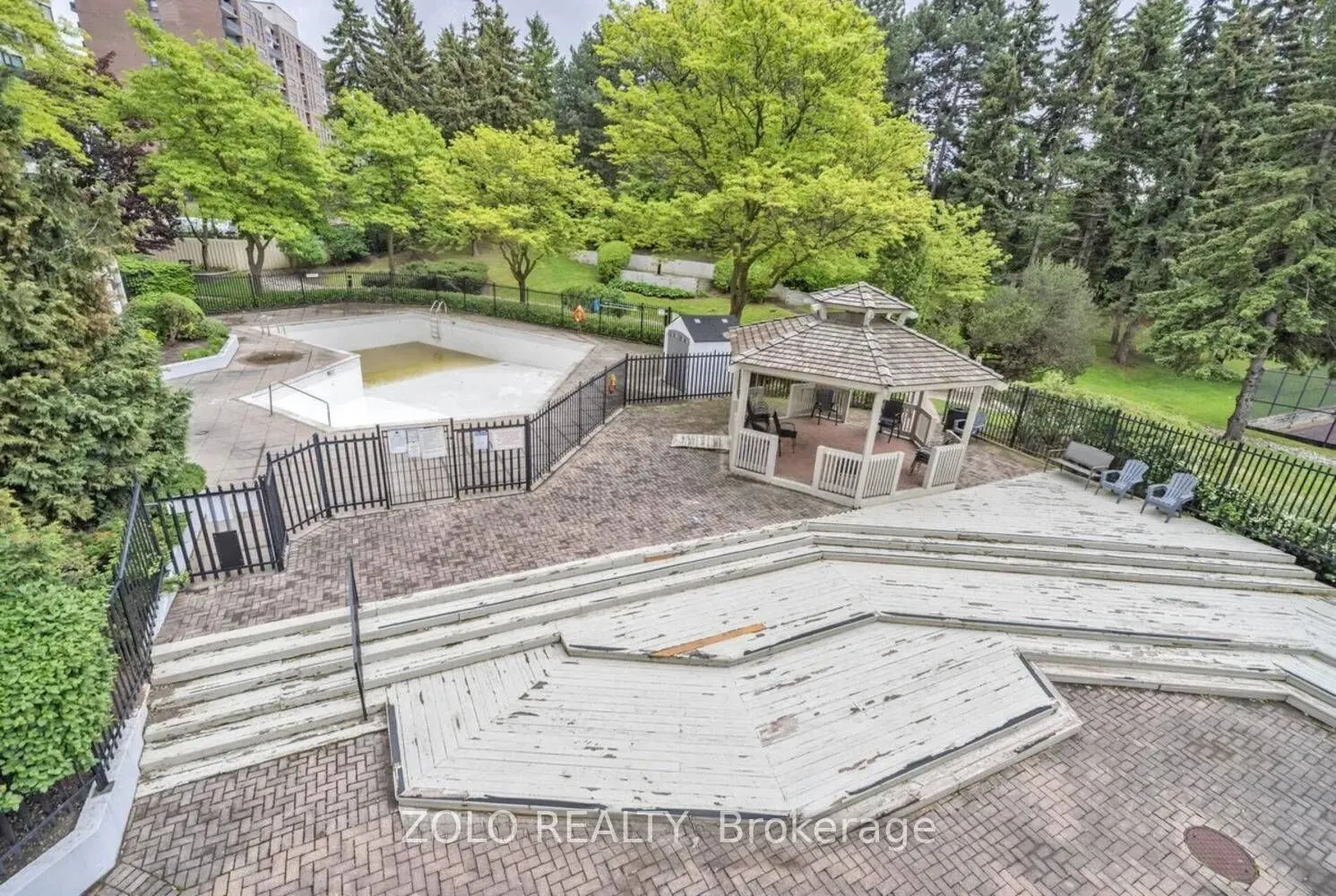 8 Lisa Street, #804