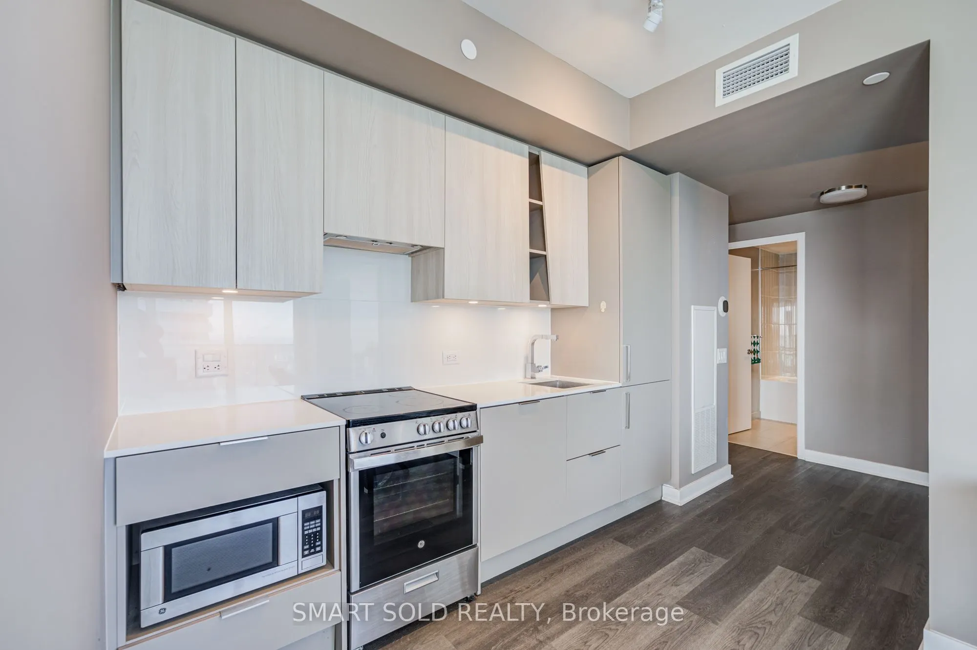 3900 Confederation Parkway, #4504