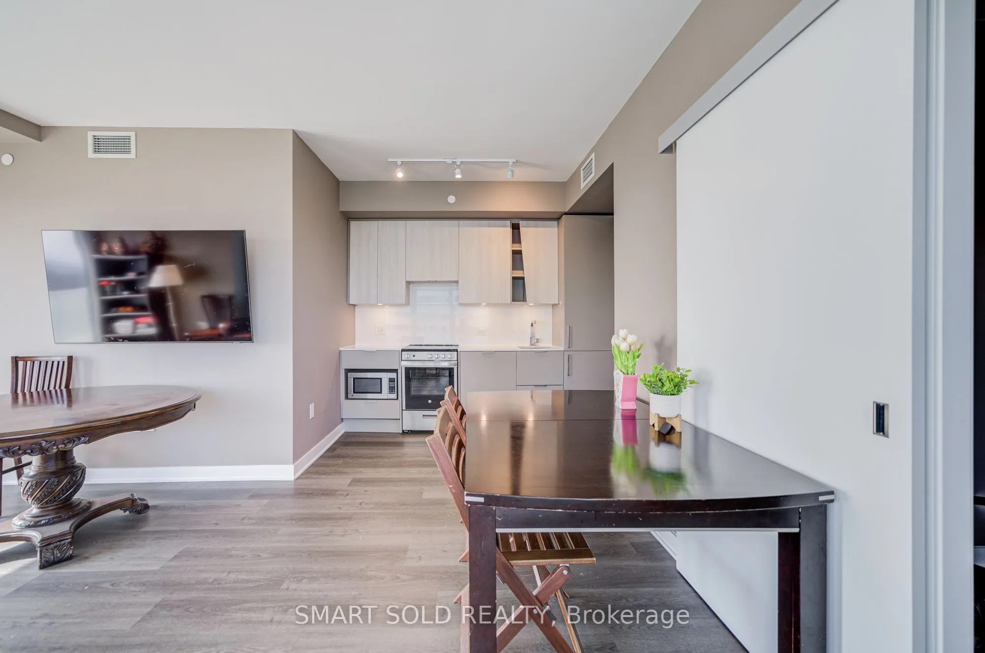 3900 Confederation Parkway, #4504