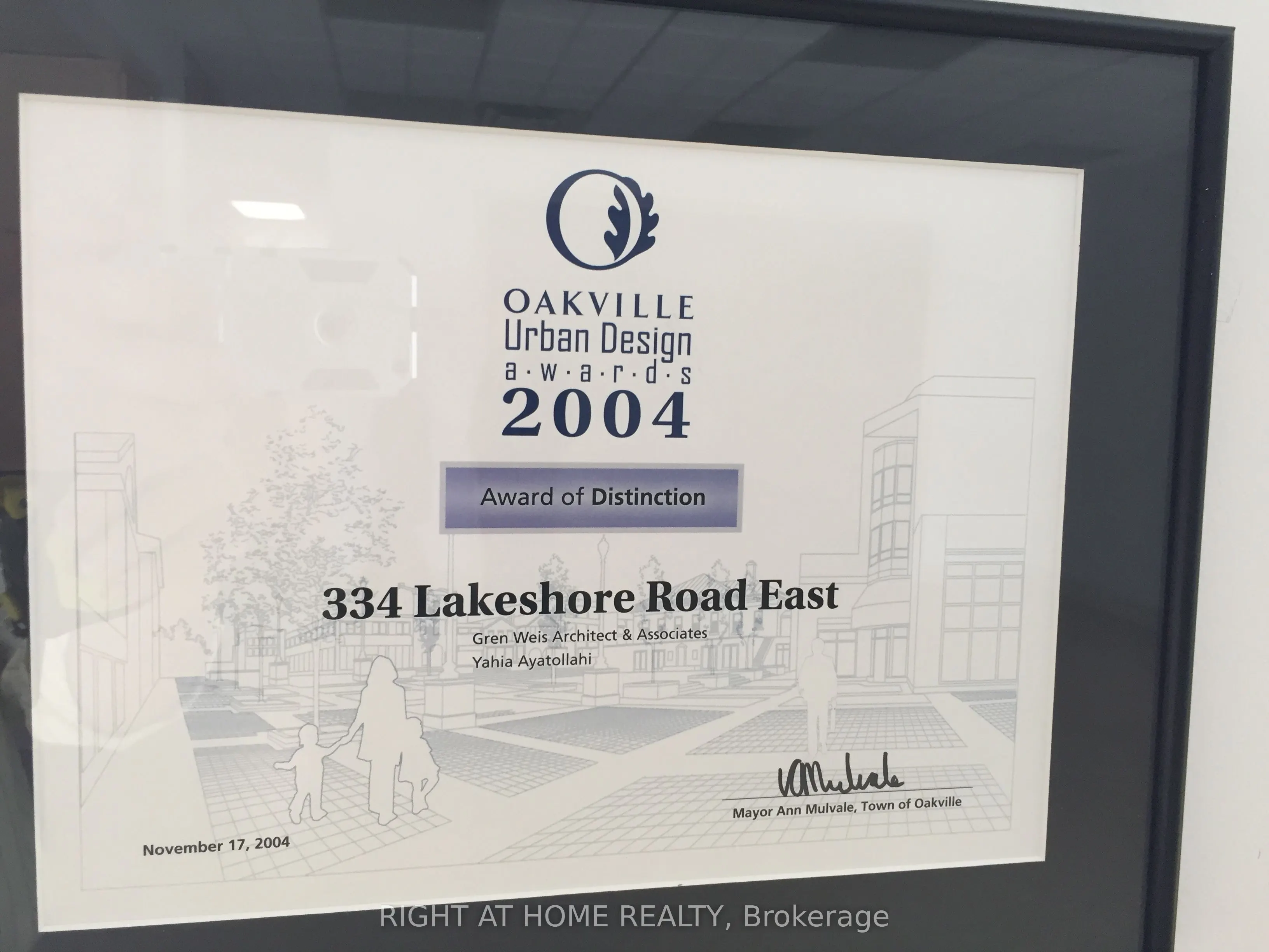 334 Lakeshore Road E, #202