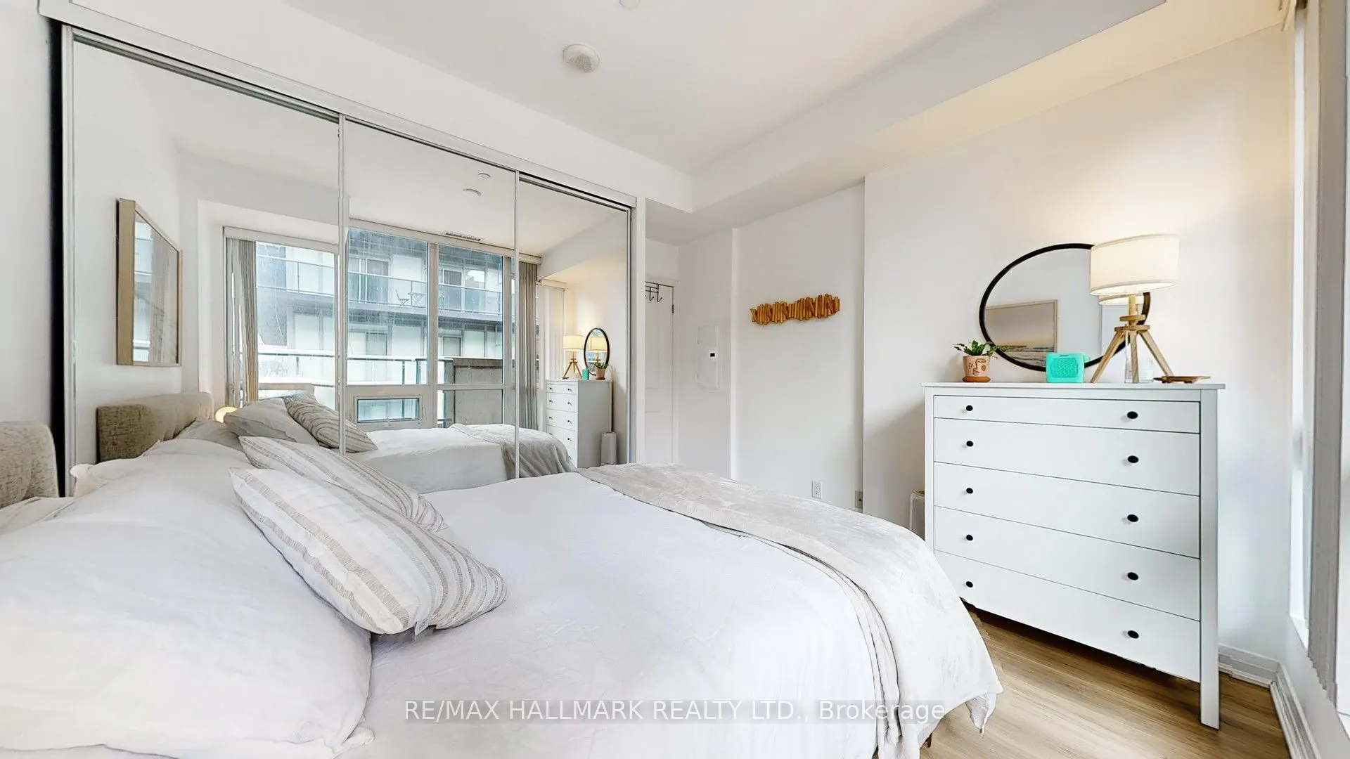 60 Annie Craig Drive, #1008