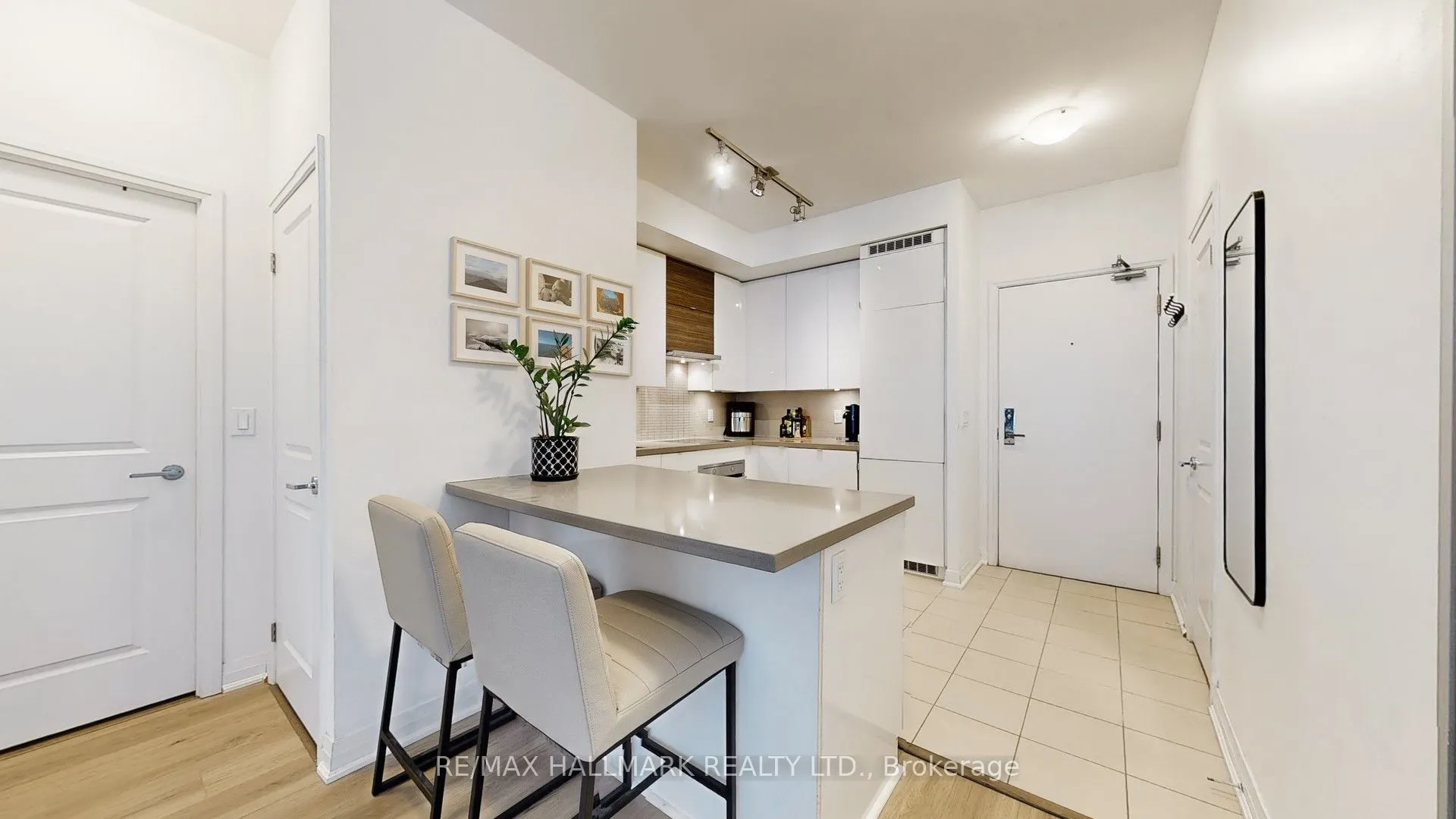 60 Annie Craig Drive, #1008