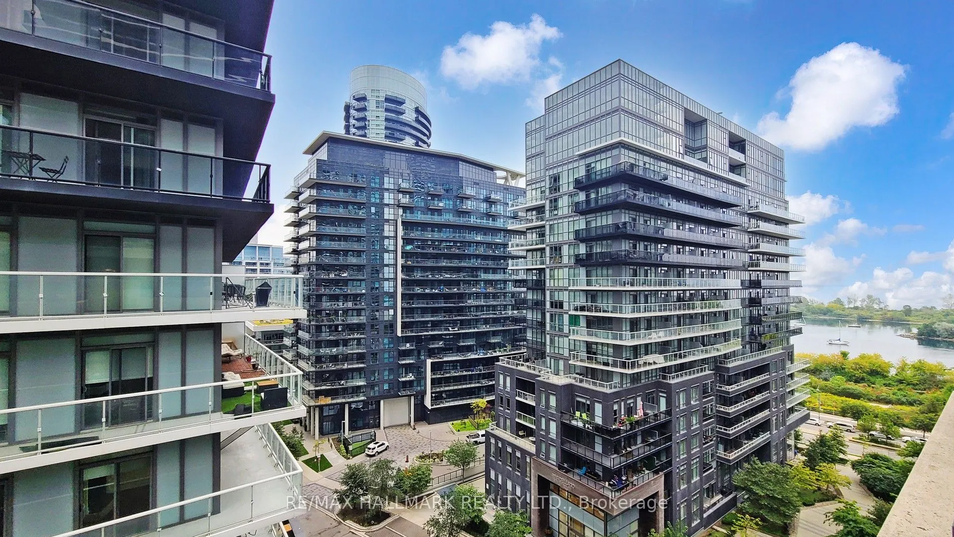 60 Annie Craig Drive, #1008