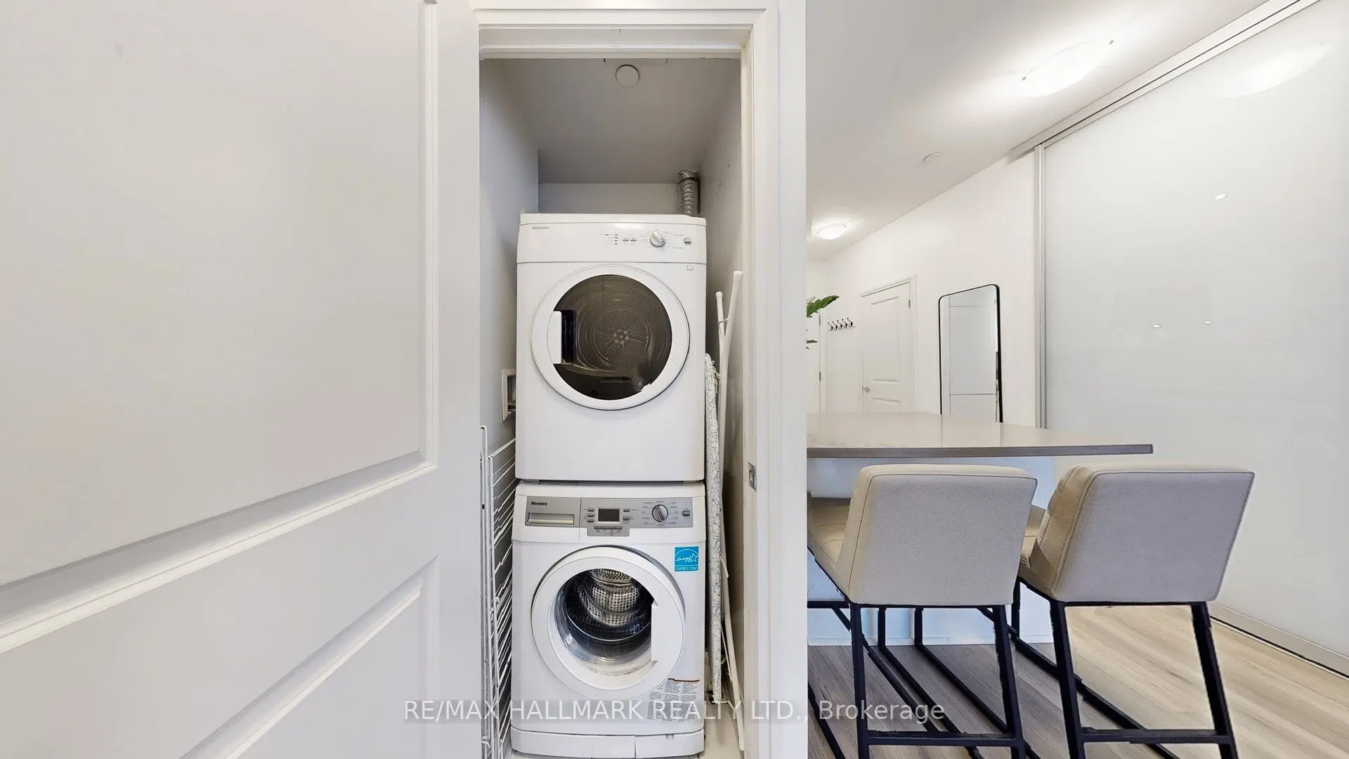 60 Annie Craig Drive, #1008