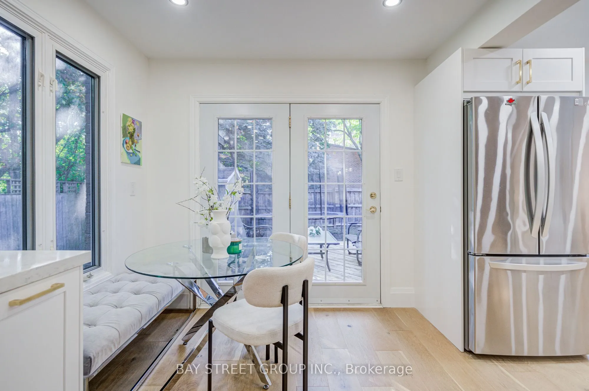 1307 Barberry Green
