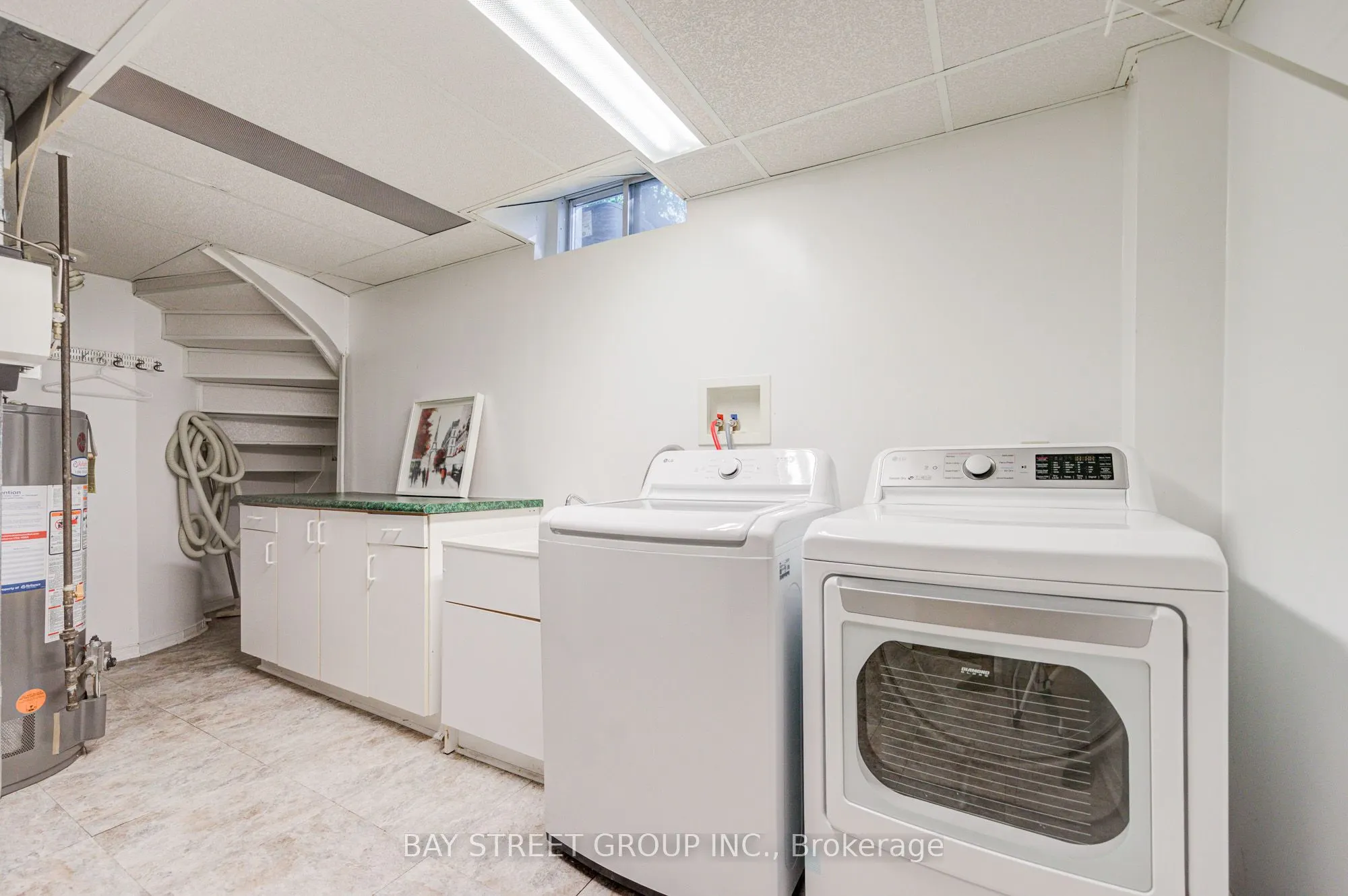 1307 Barberry Green