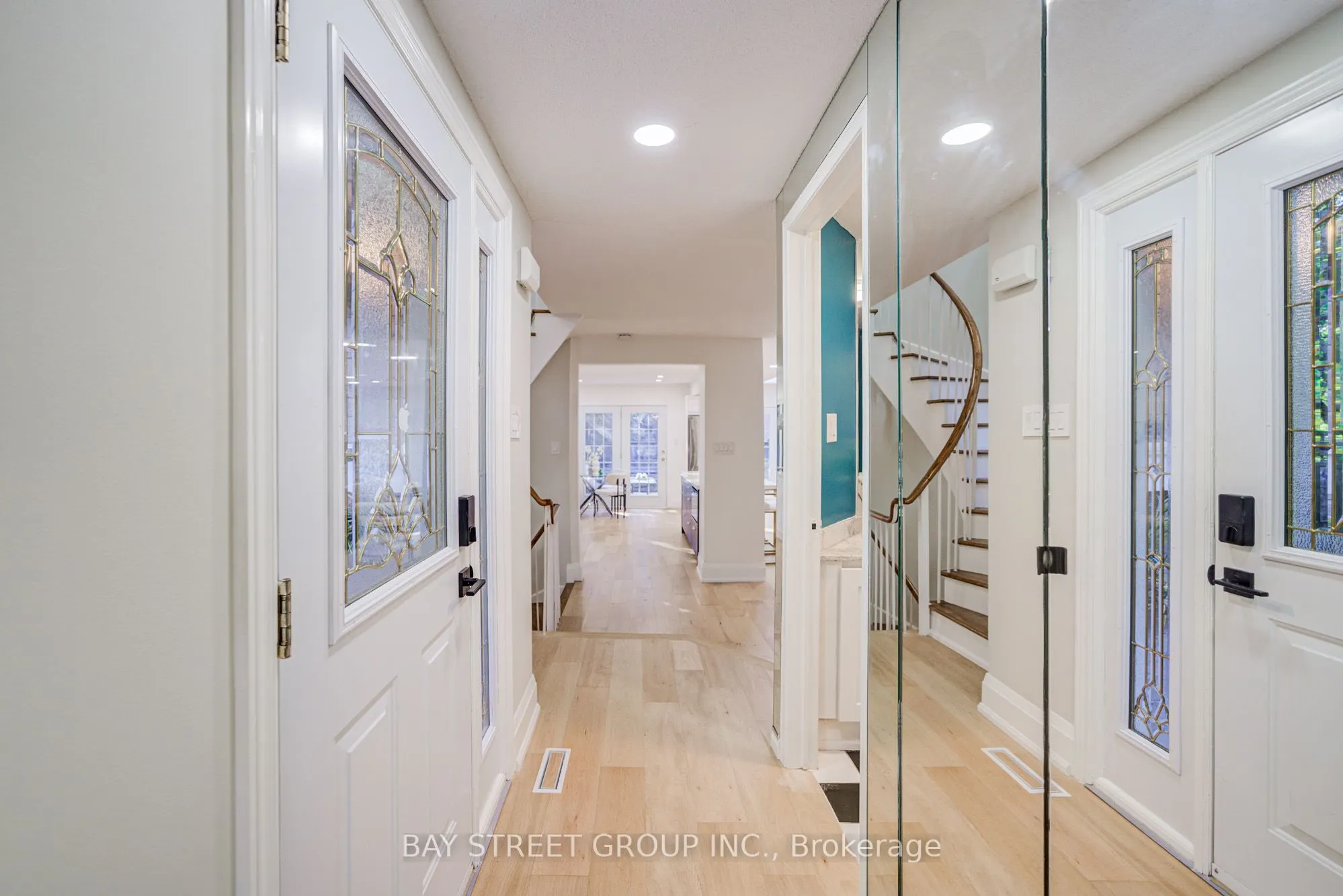 1307 Barberry Green