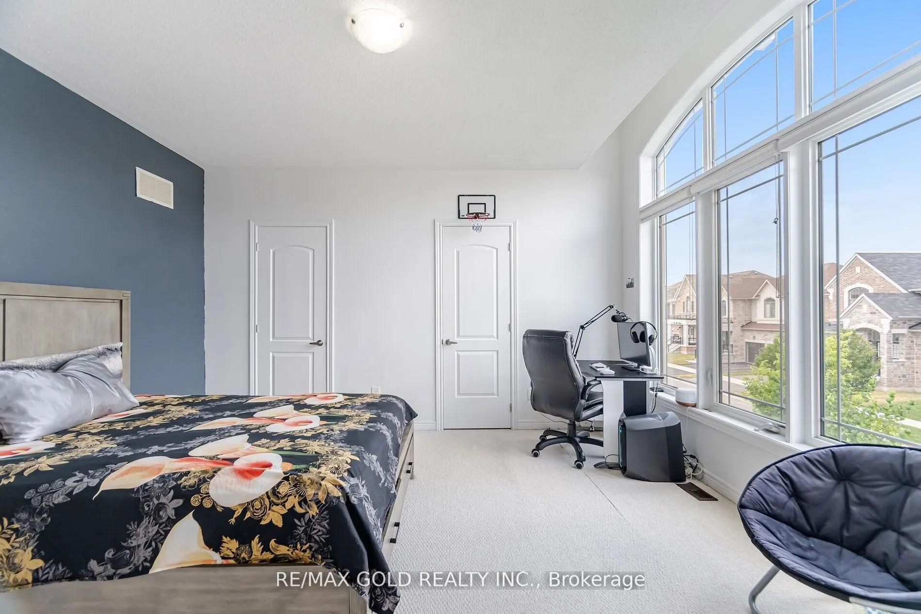 54 Ash Hill Avenue