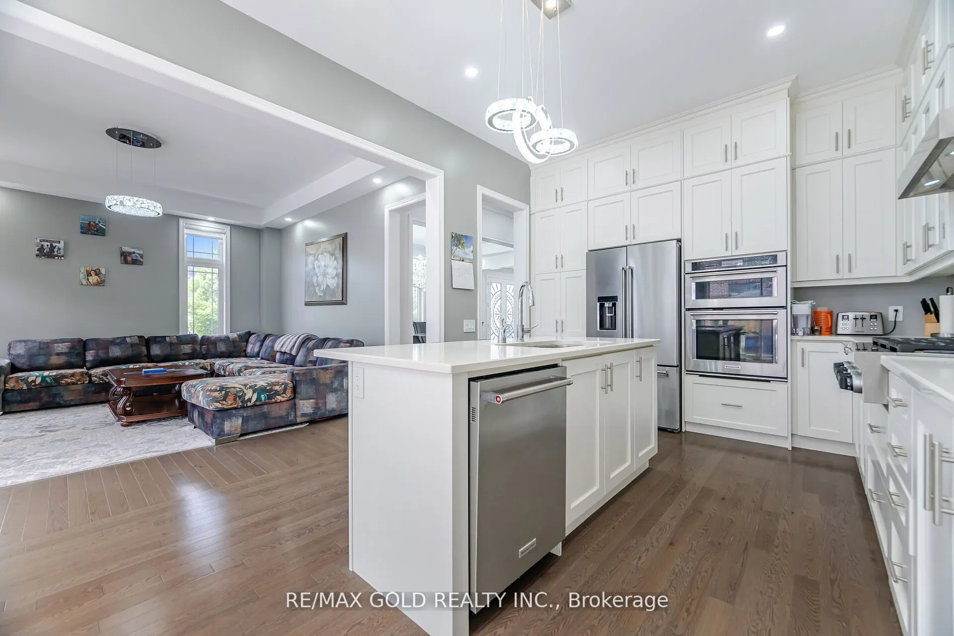 54 Ash Hill Avenue