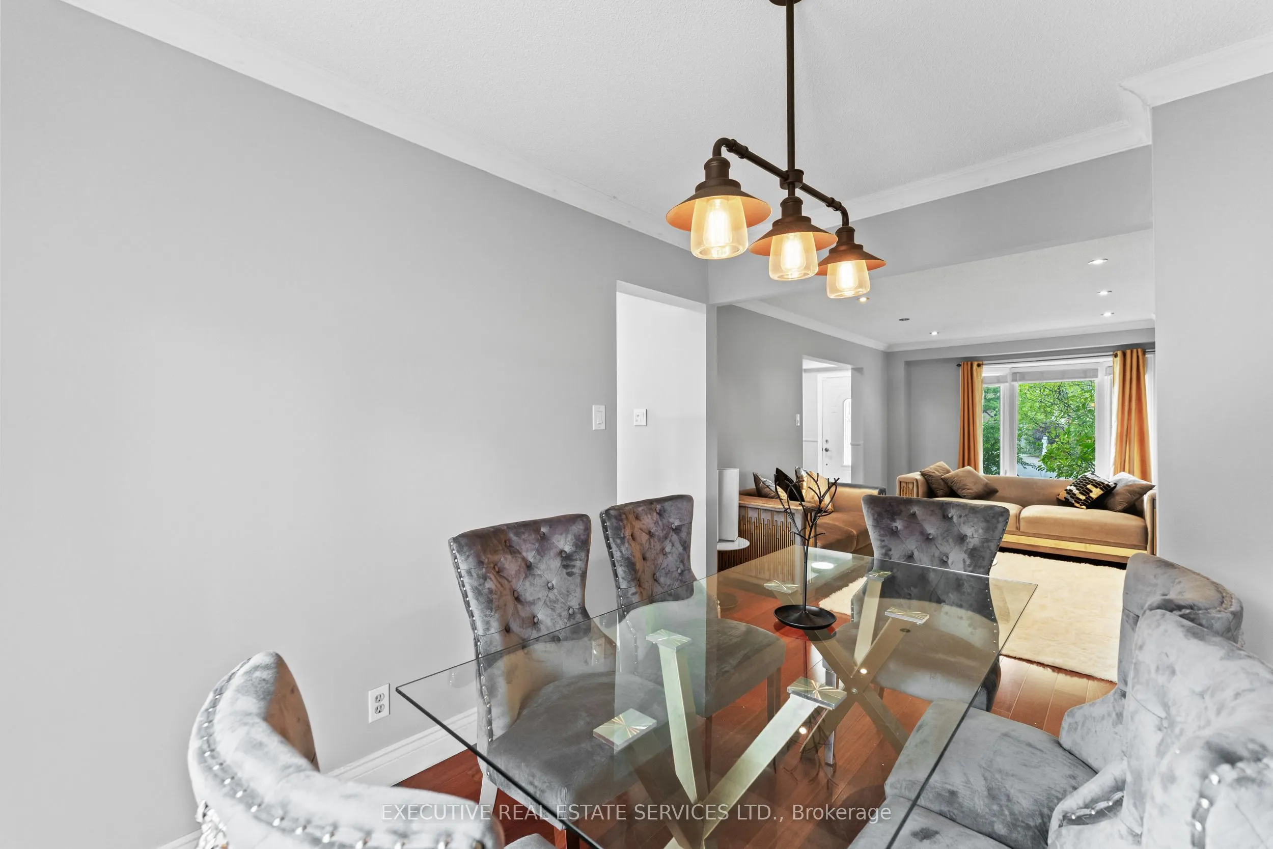 1342 Roylen Road