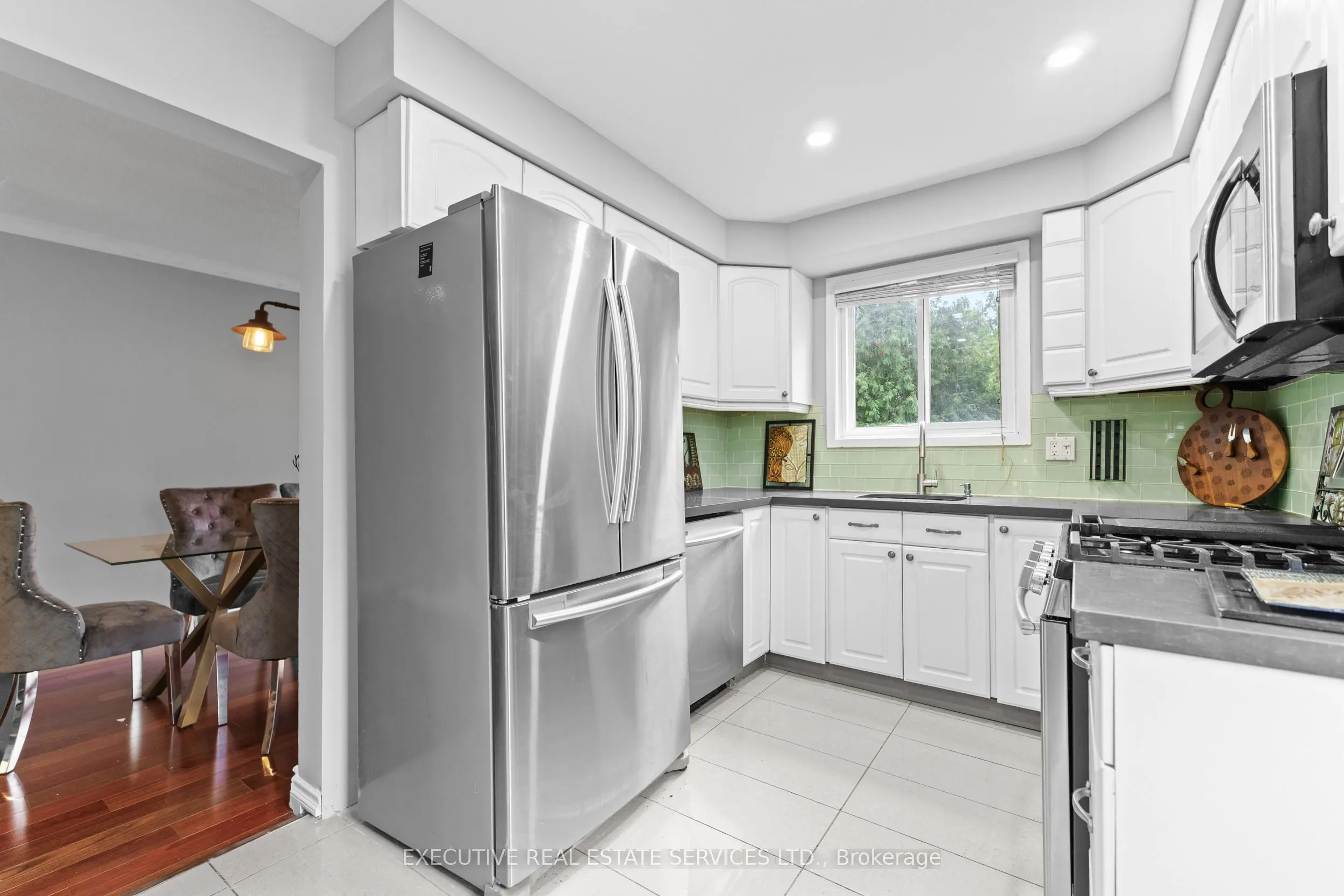 1342 Roylen Road