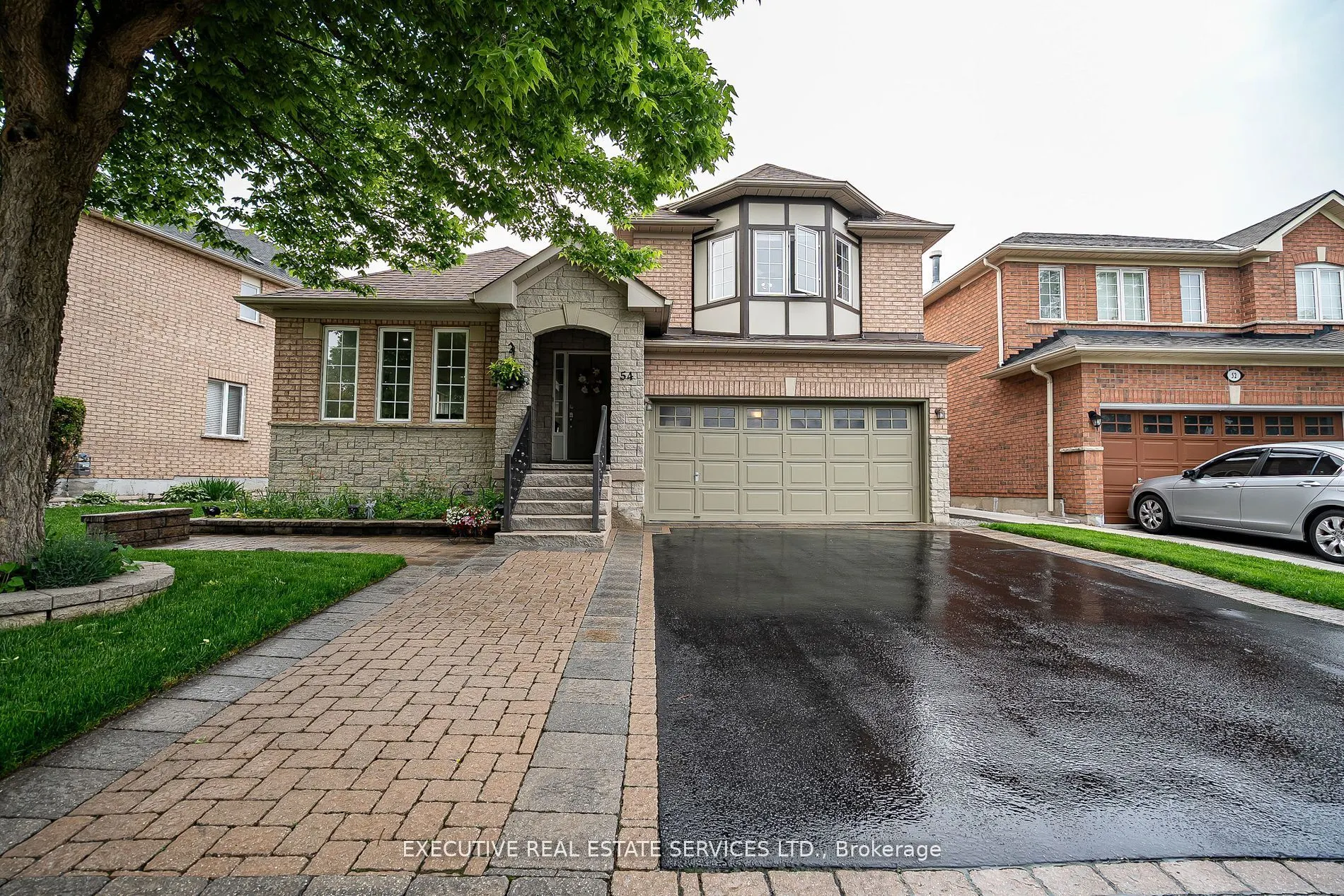 54 Woodvalley Drive