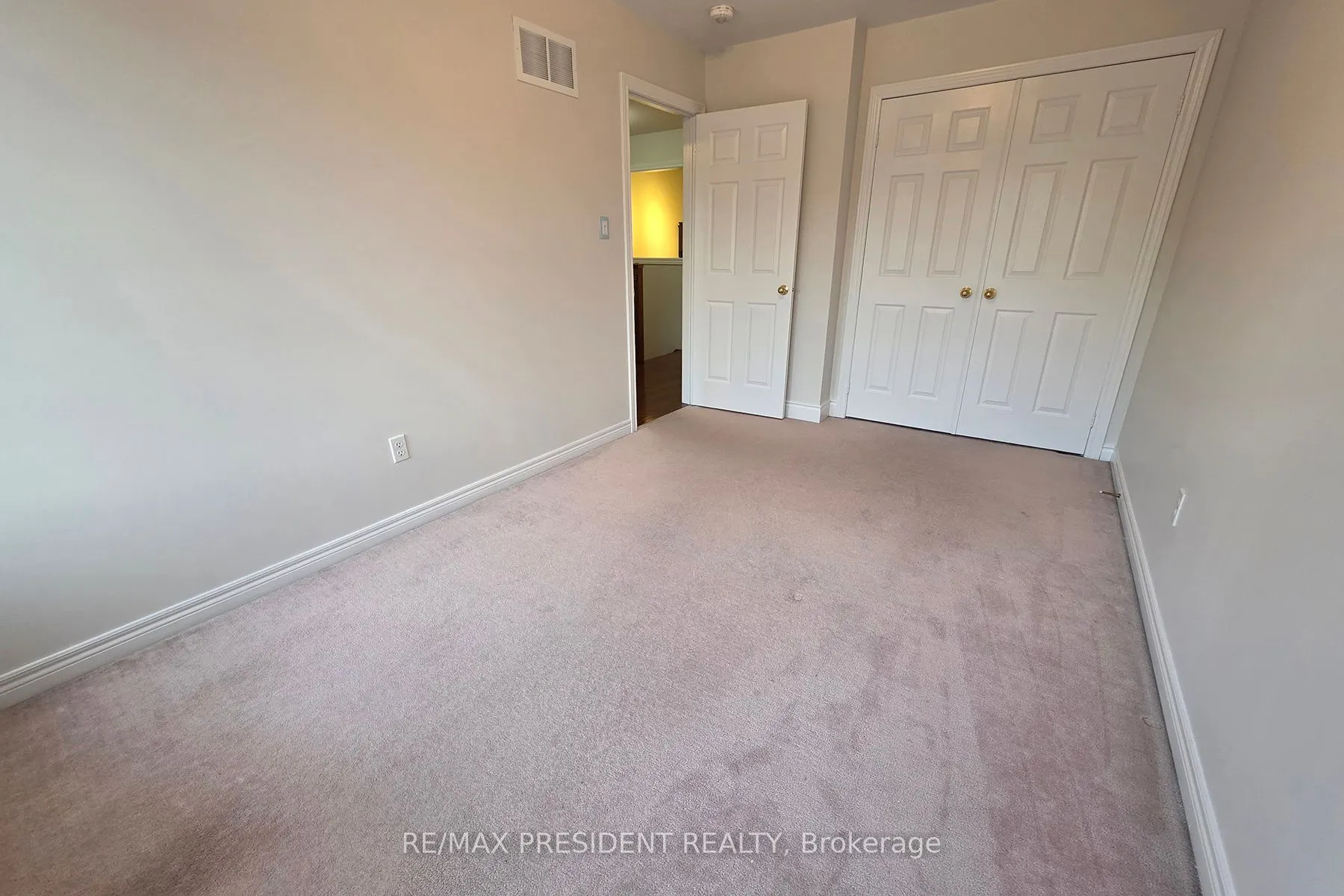 101 Royal Vista Road