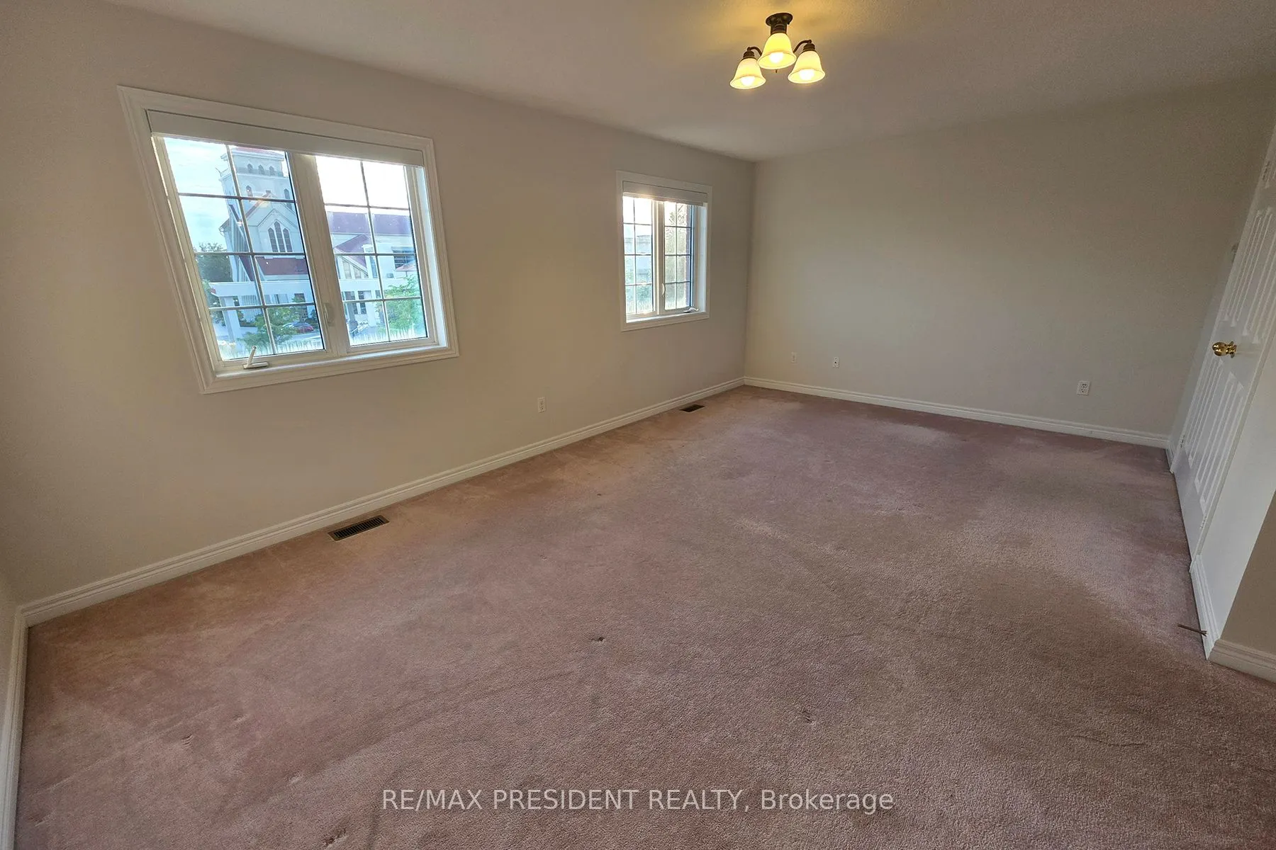 101 Royal Vista Road