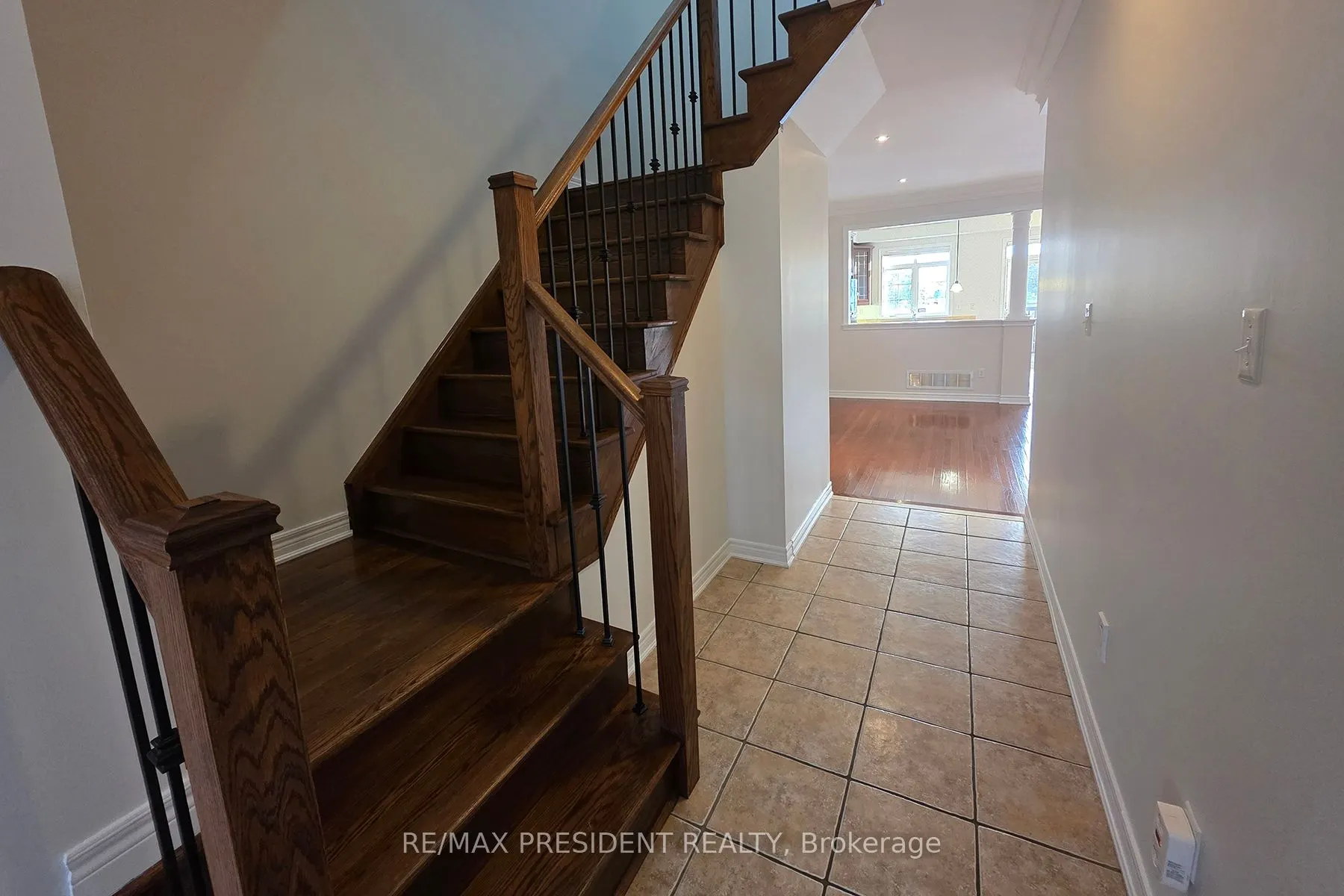 101 Royal Vista Road