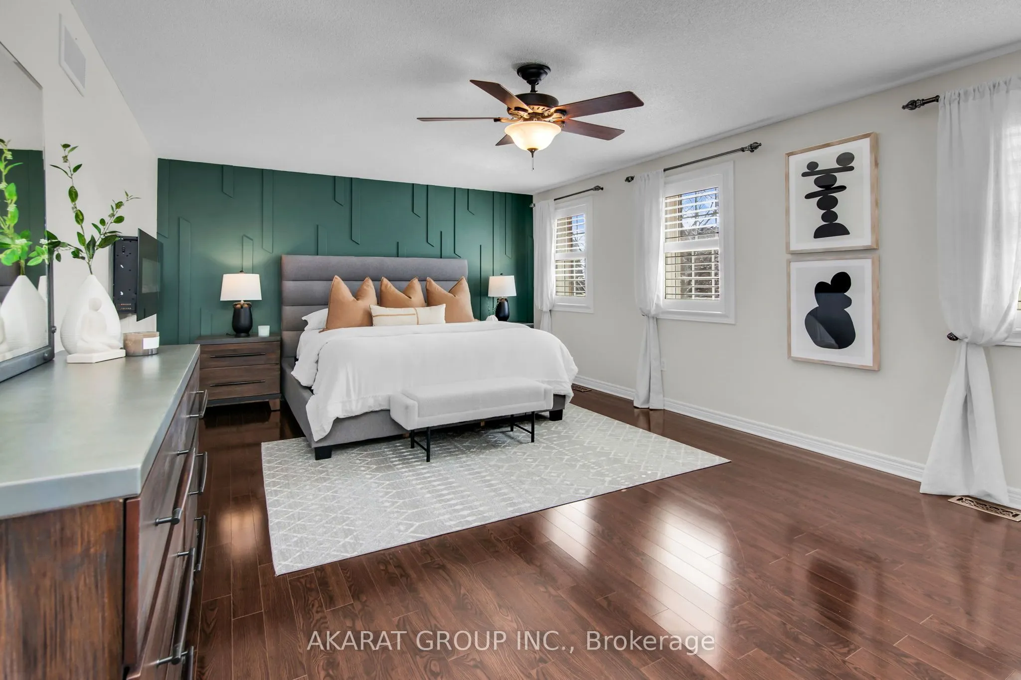 2113 Dalecroft Crescent