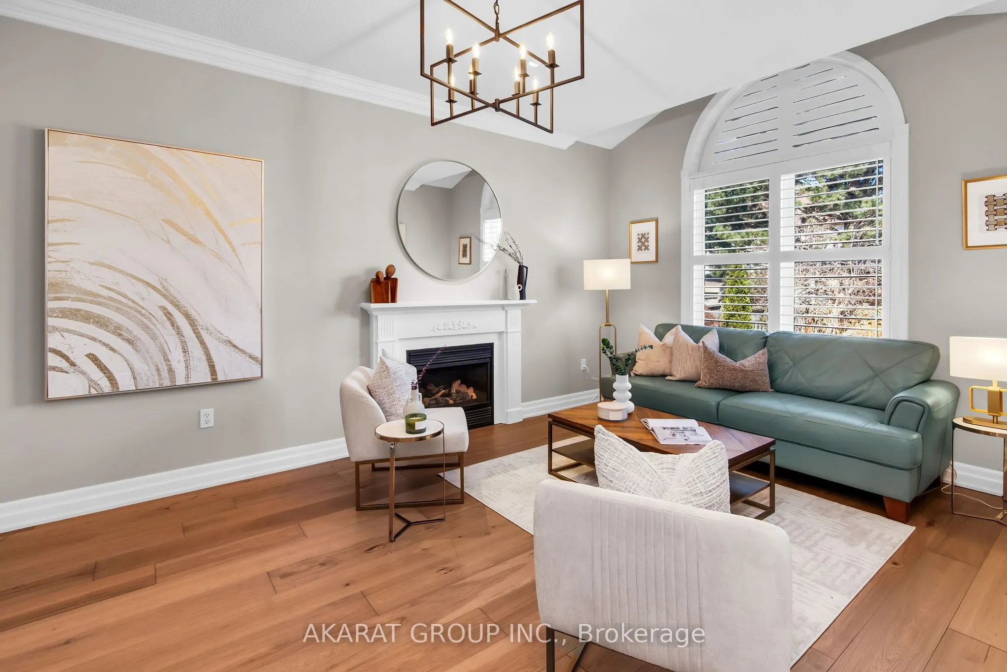 2113 Dalecroft Crescent