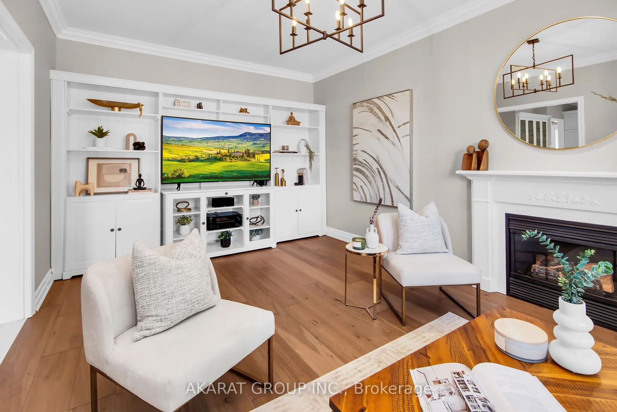 2113 Dalecroft Crescent