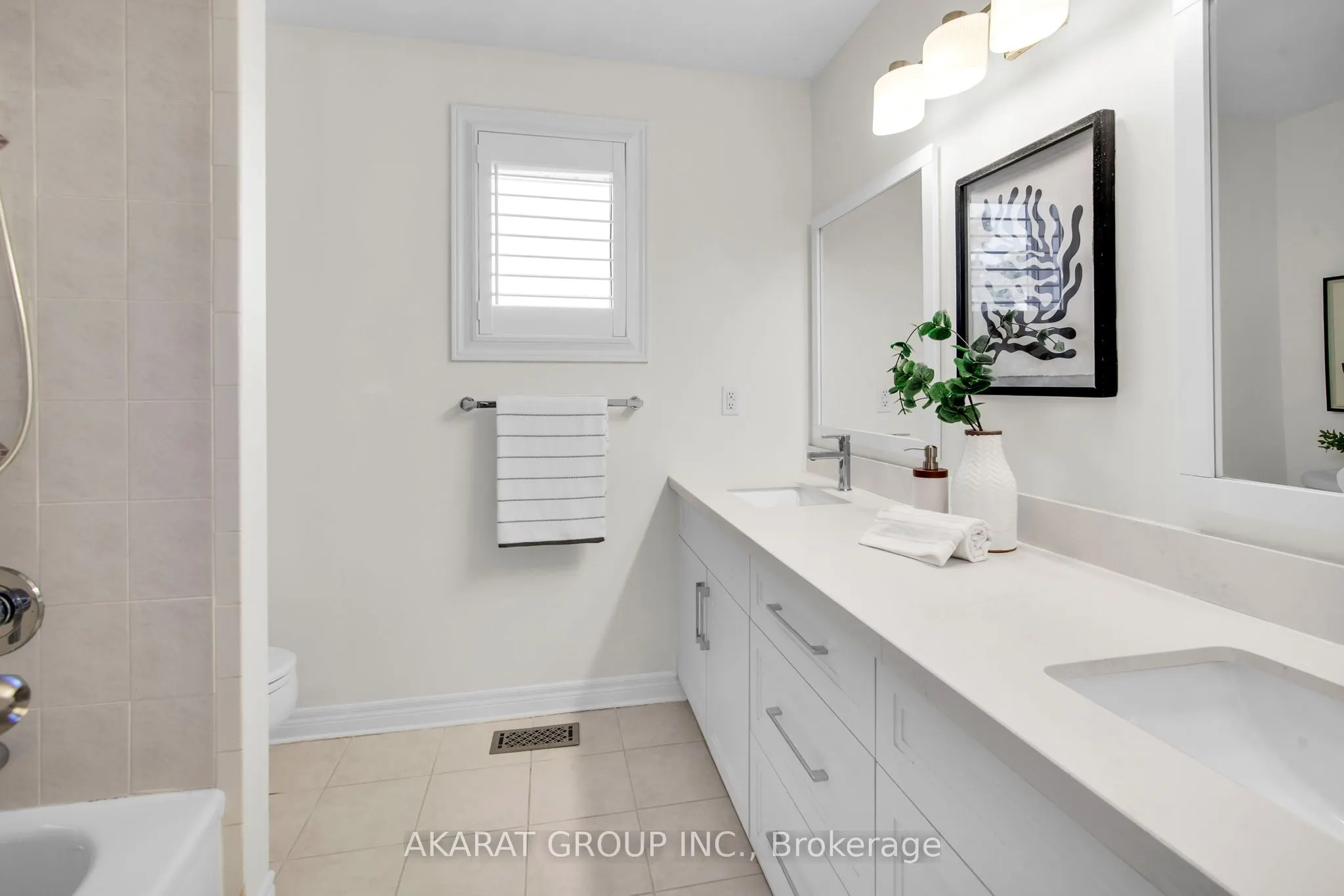 2113 Dalecroft Crescent
