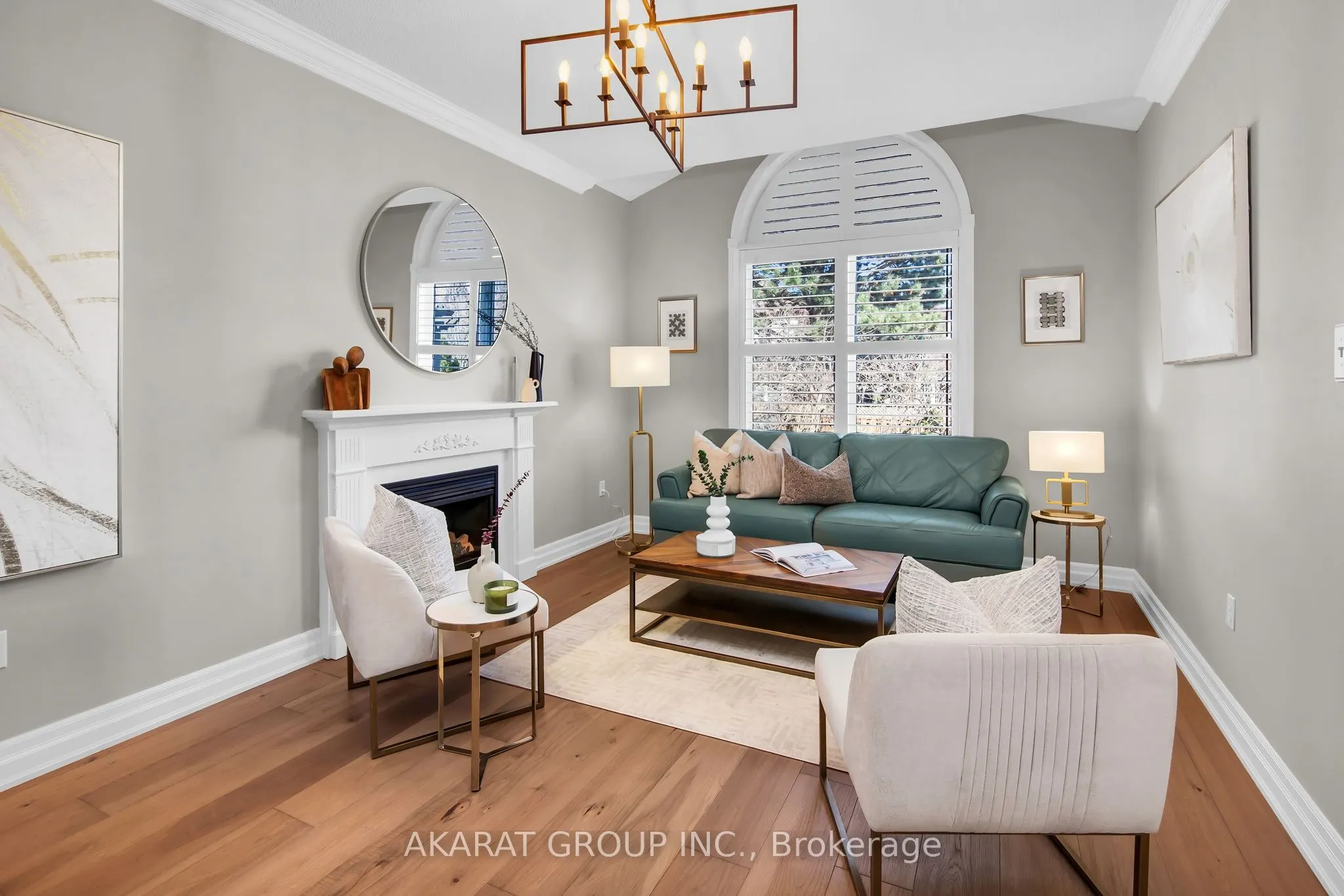 2113 Dalecroft Crescent