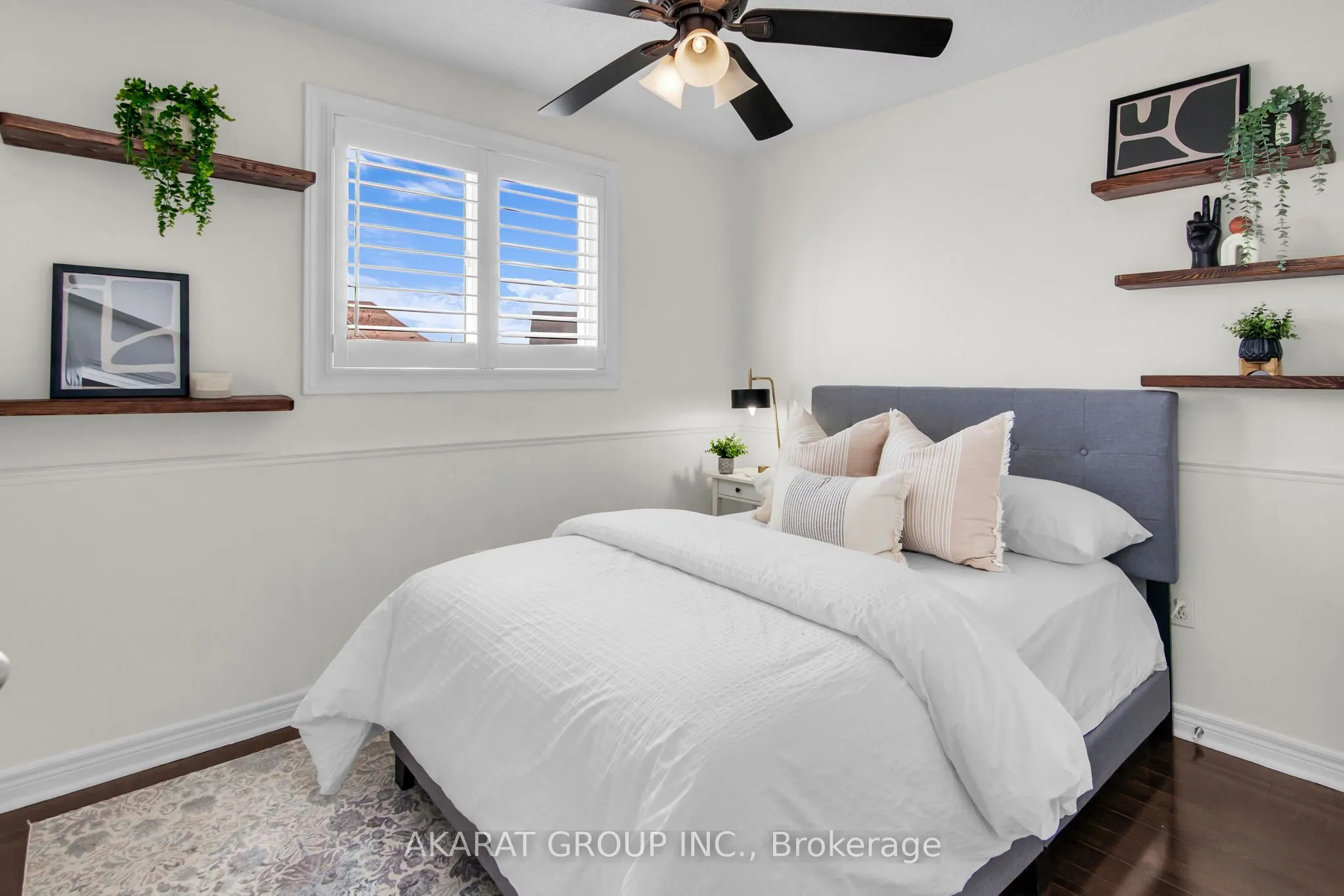 2113 Dalecroft Crescent