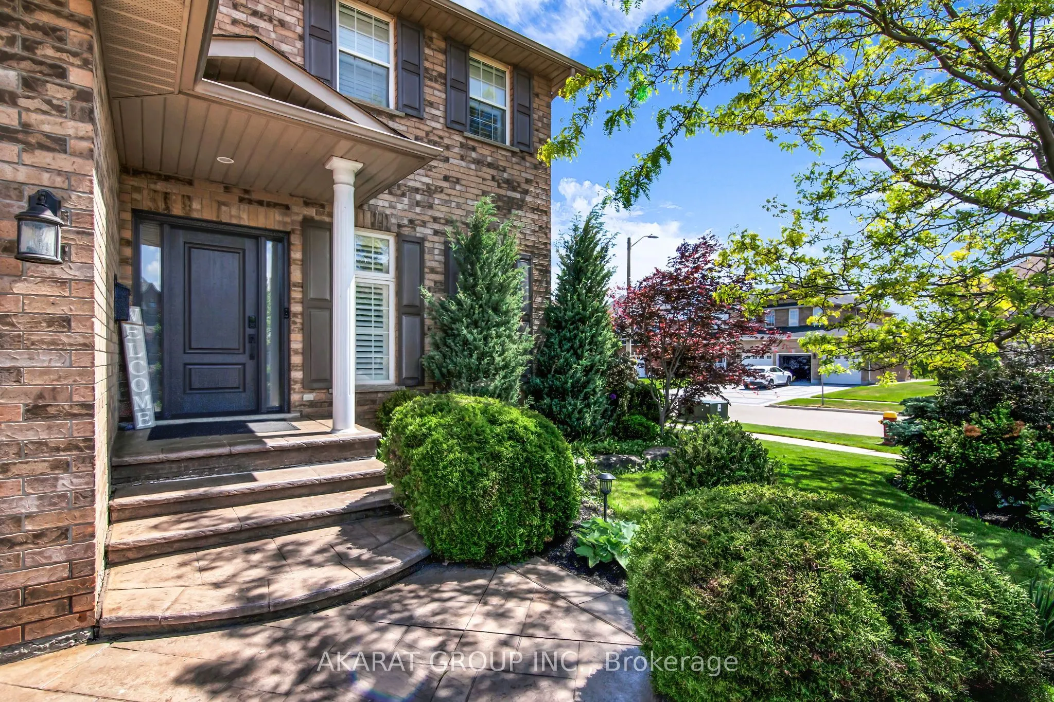 2113 Dalecroft Crescent