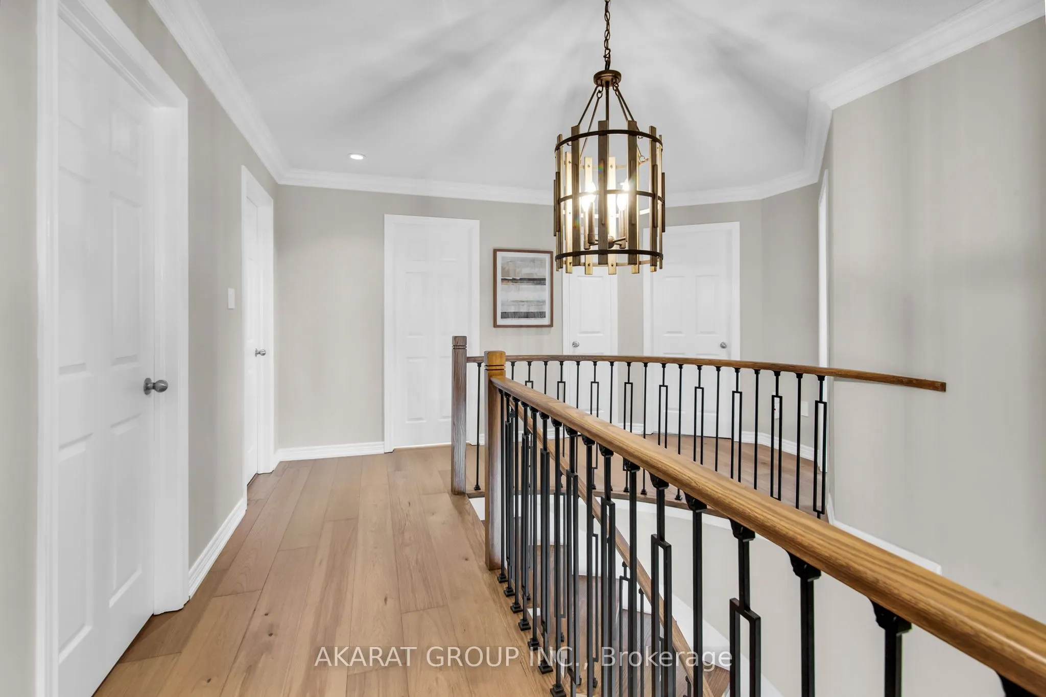 2113 Dalecroft Crescent