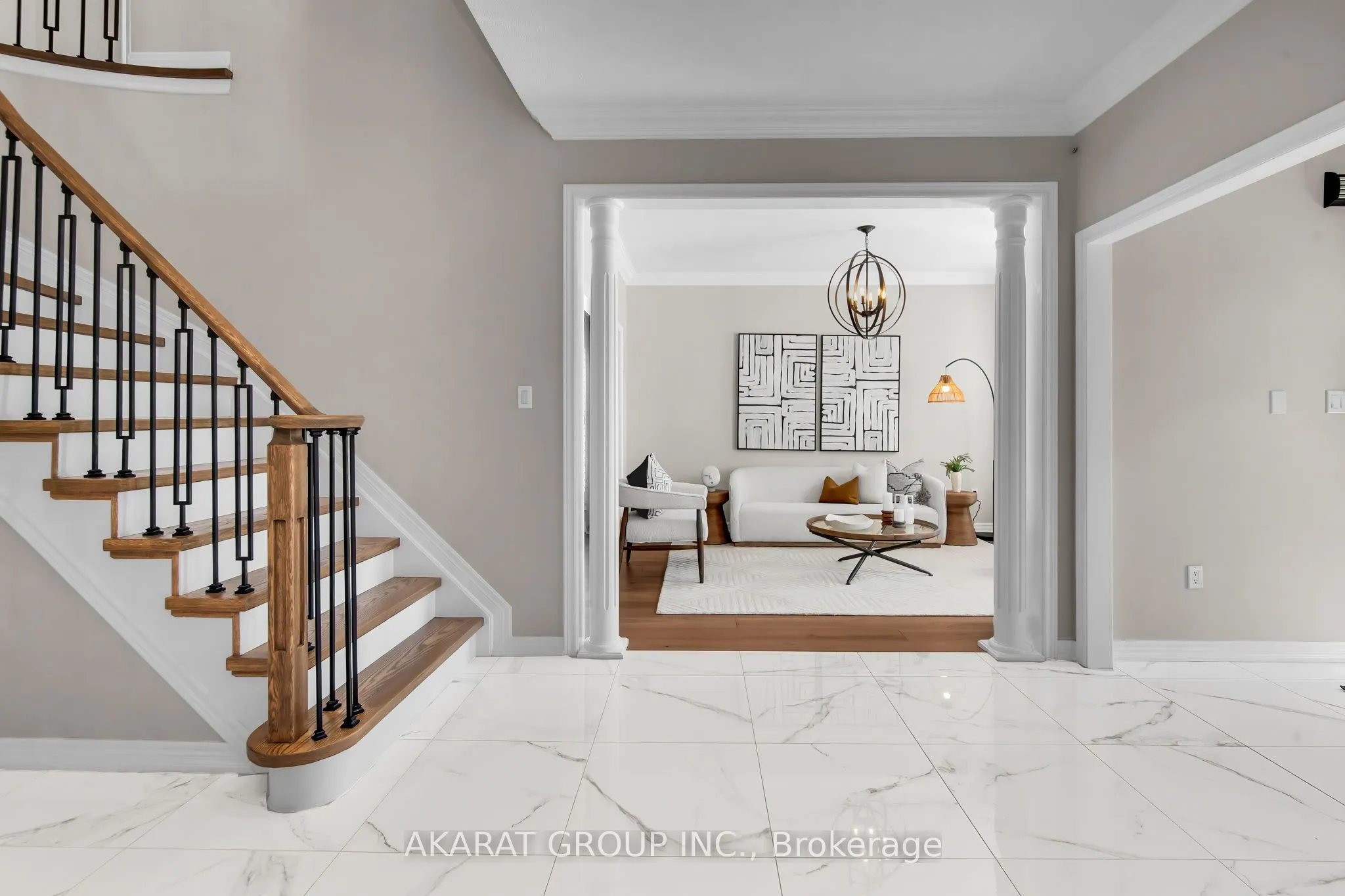 2113 Dalecroft Crescent