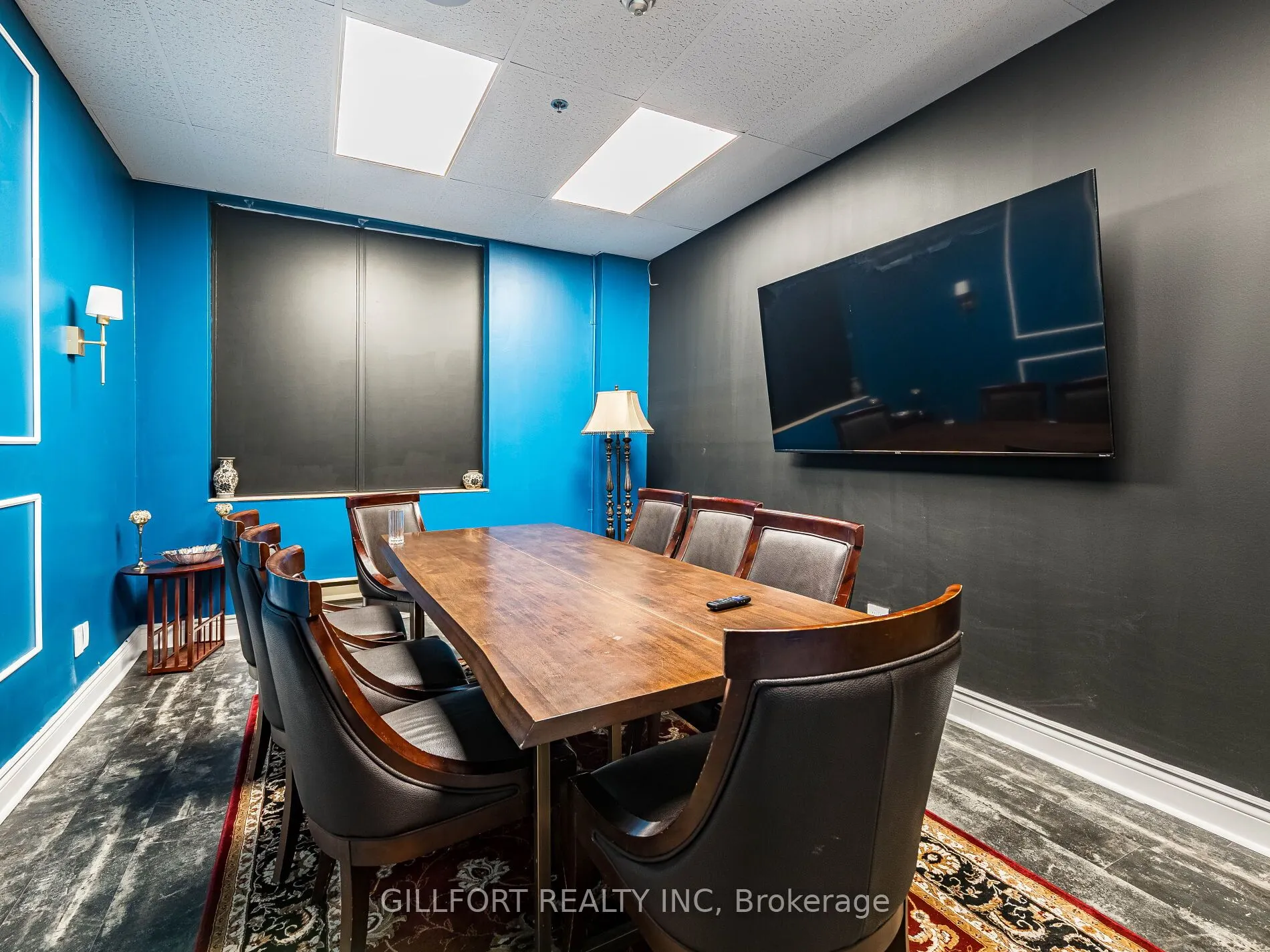 2630 Royal Windsor Drive, #3B