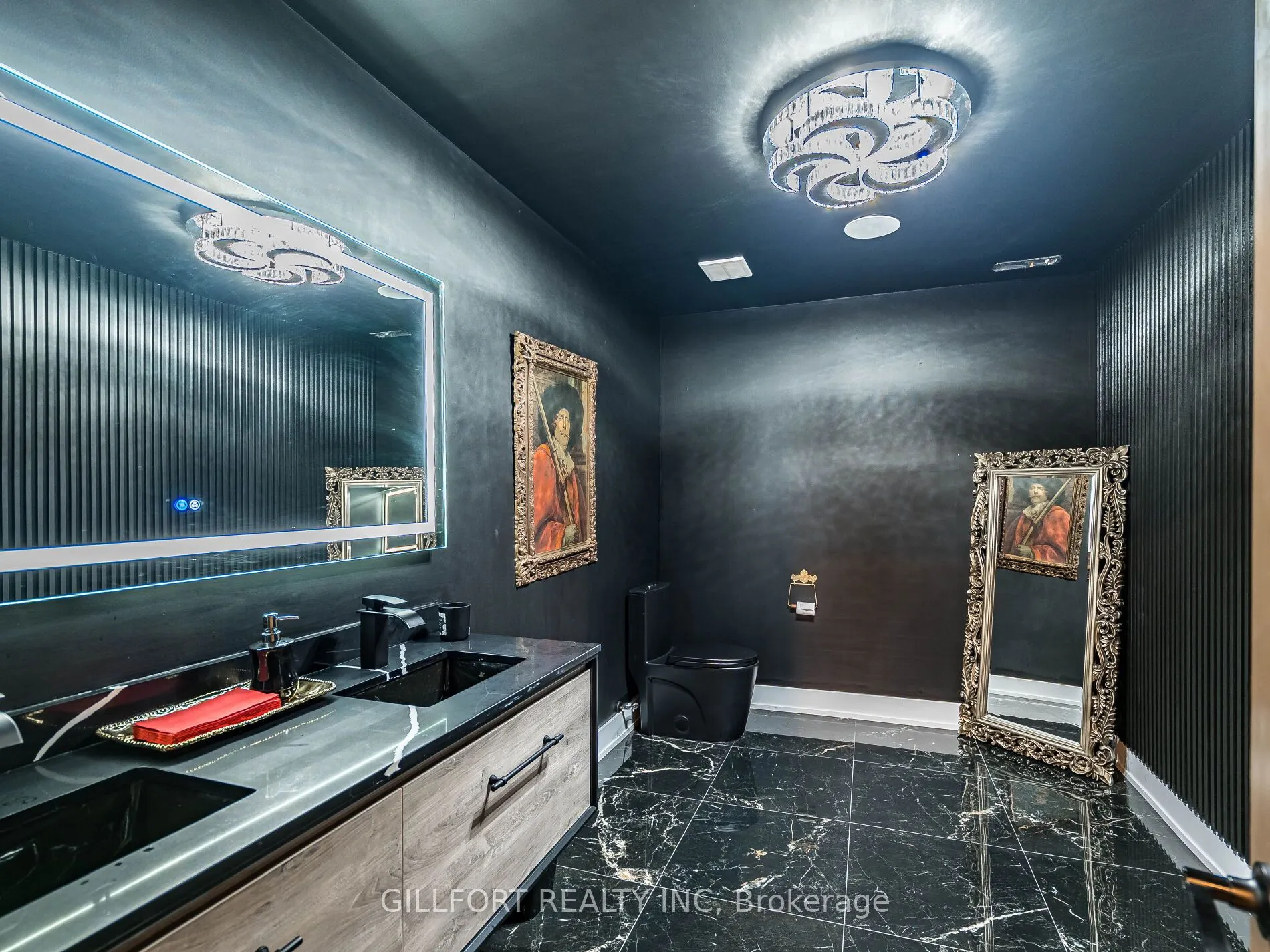 2630 Royal Windsor Drive, #3B