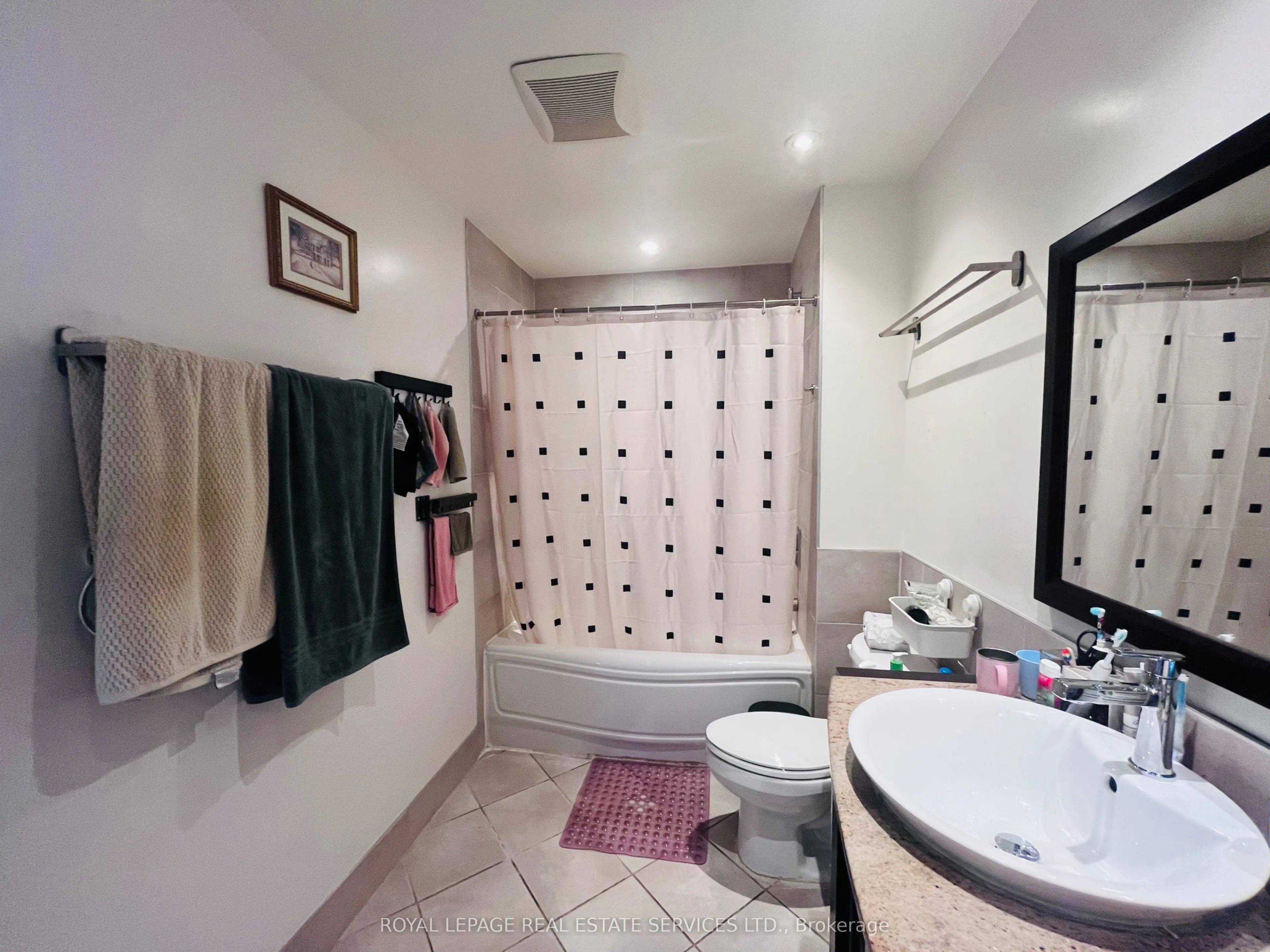 162 Chalfield Lane, #Upper