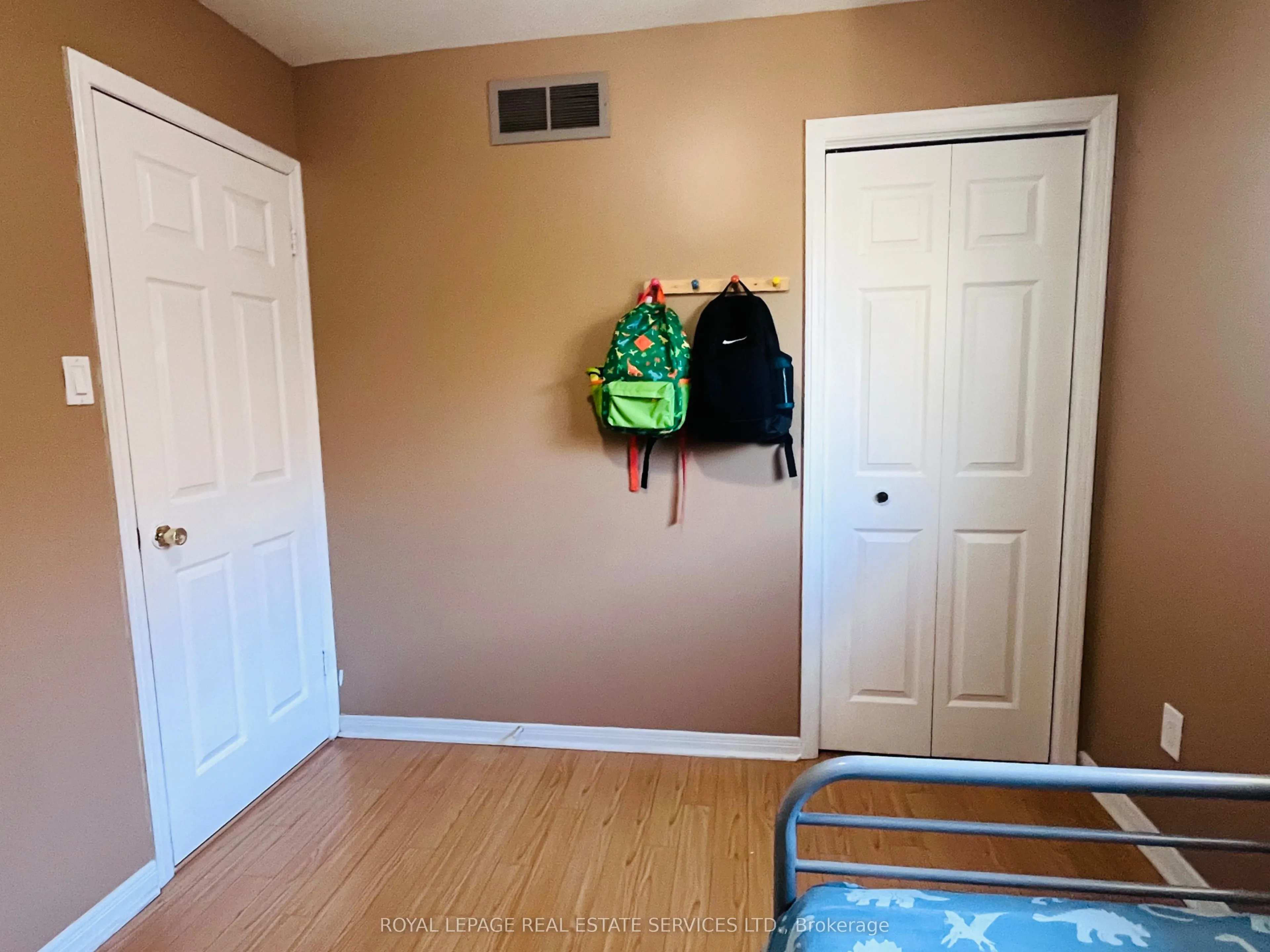 162 Chalfield Lane, #Upper