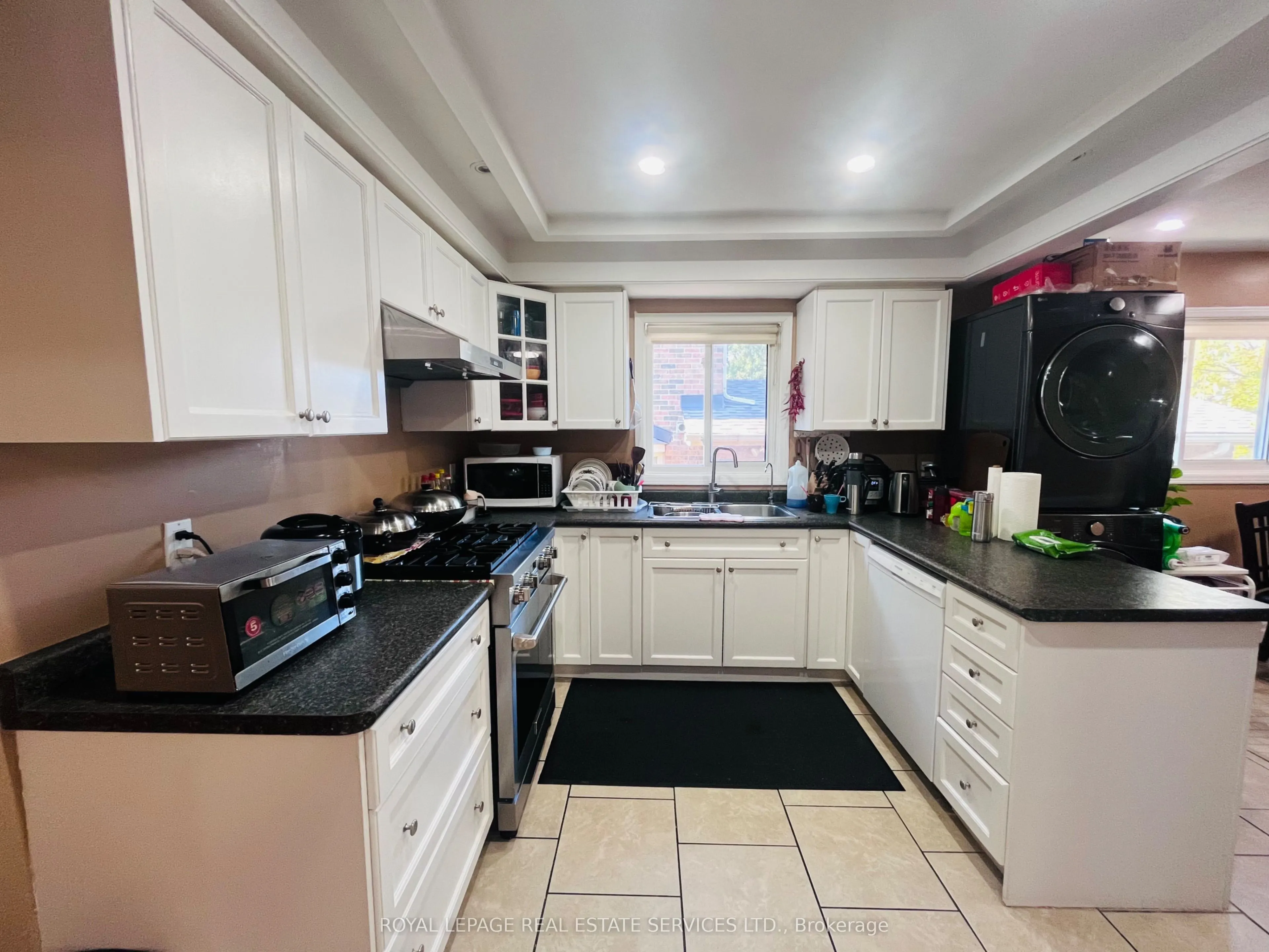 162 Chalfield Lane, #Upper