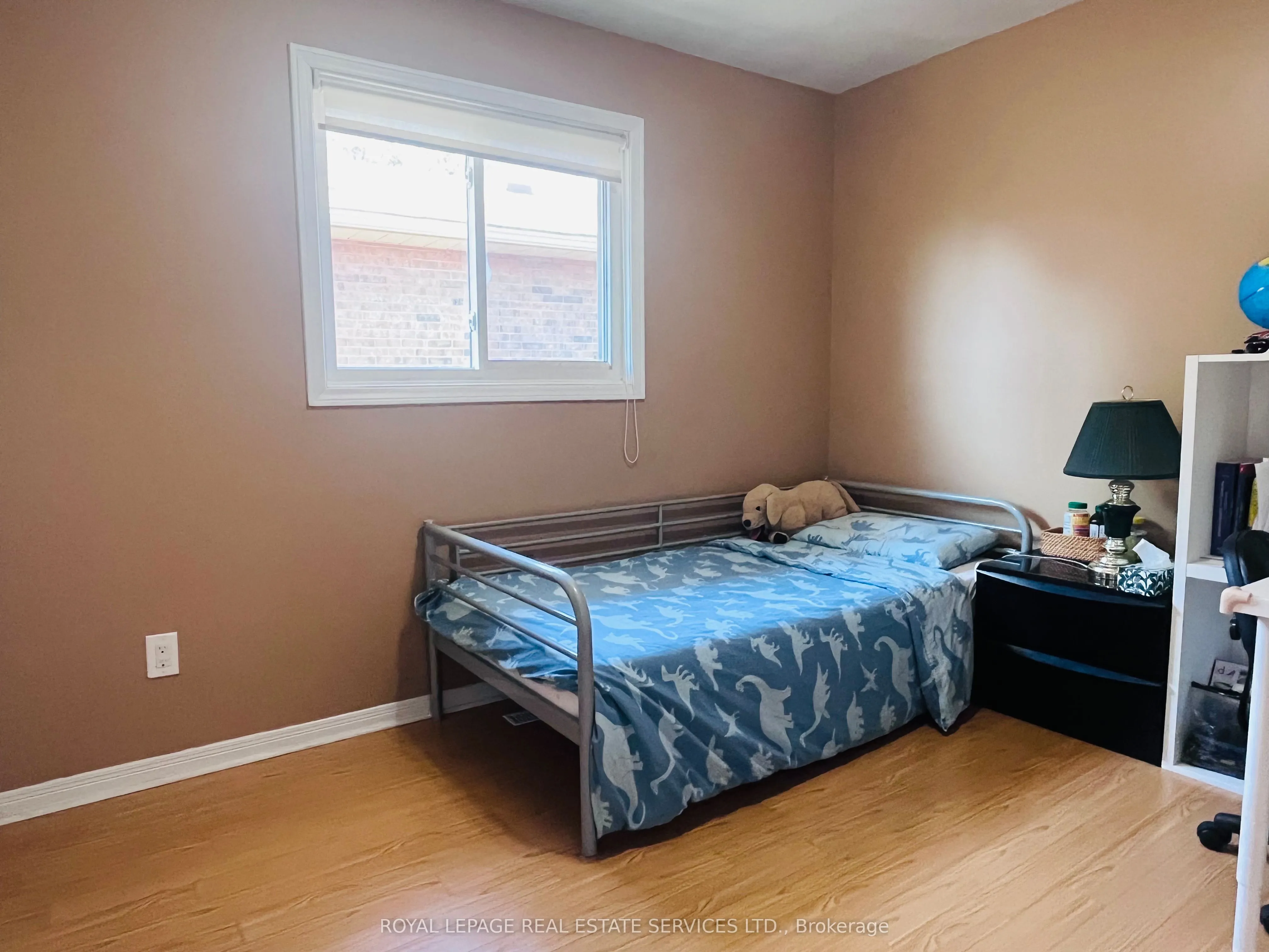 162 Chalfield Lane, #Upper