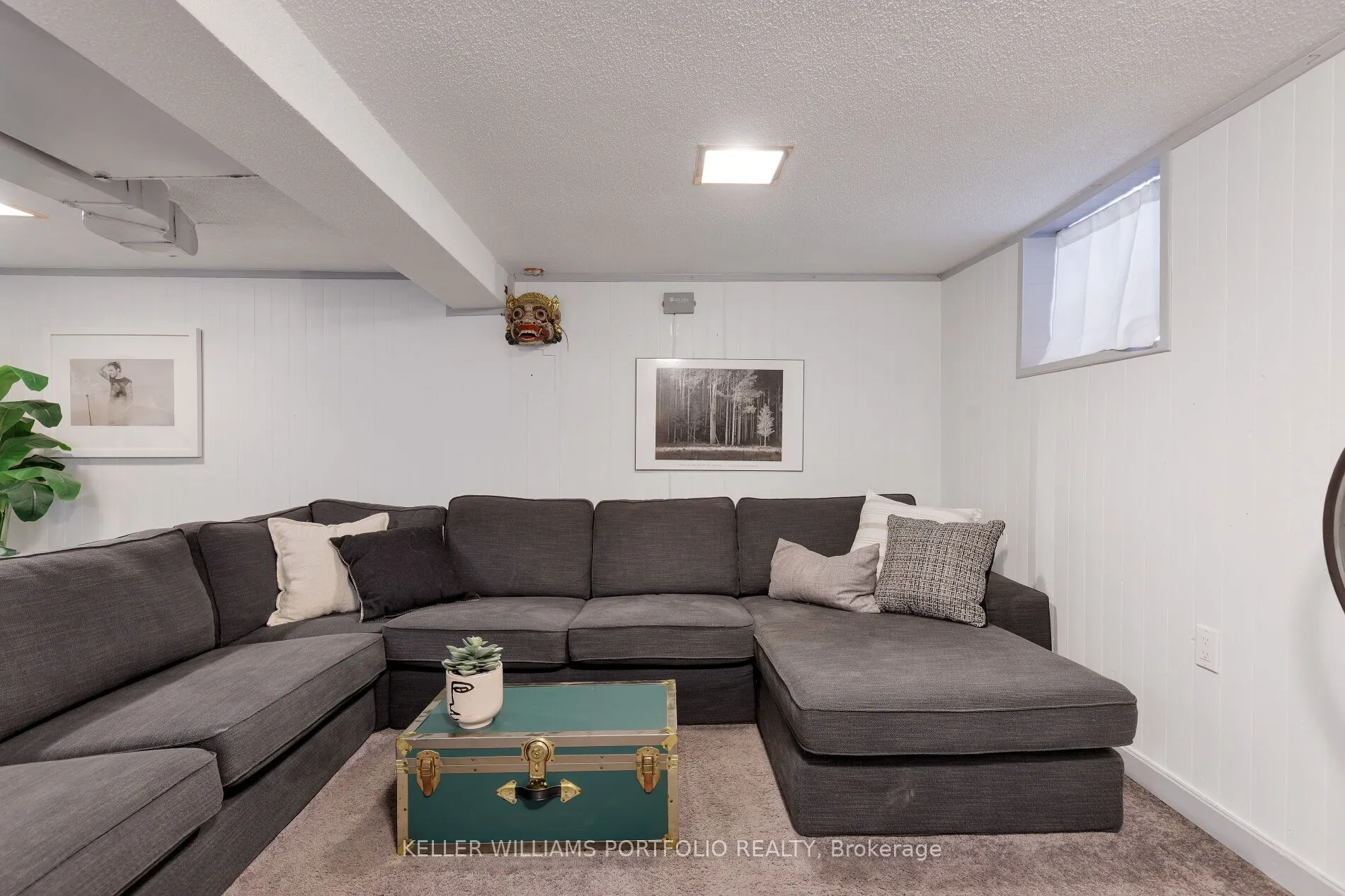 165 Galley Avenue