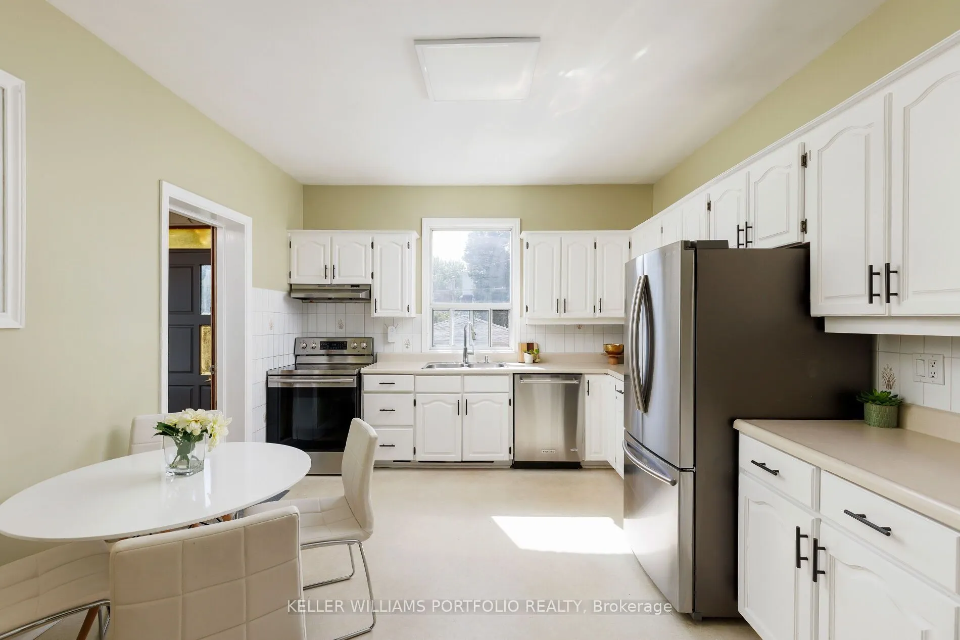 165 Galley Avenue