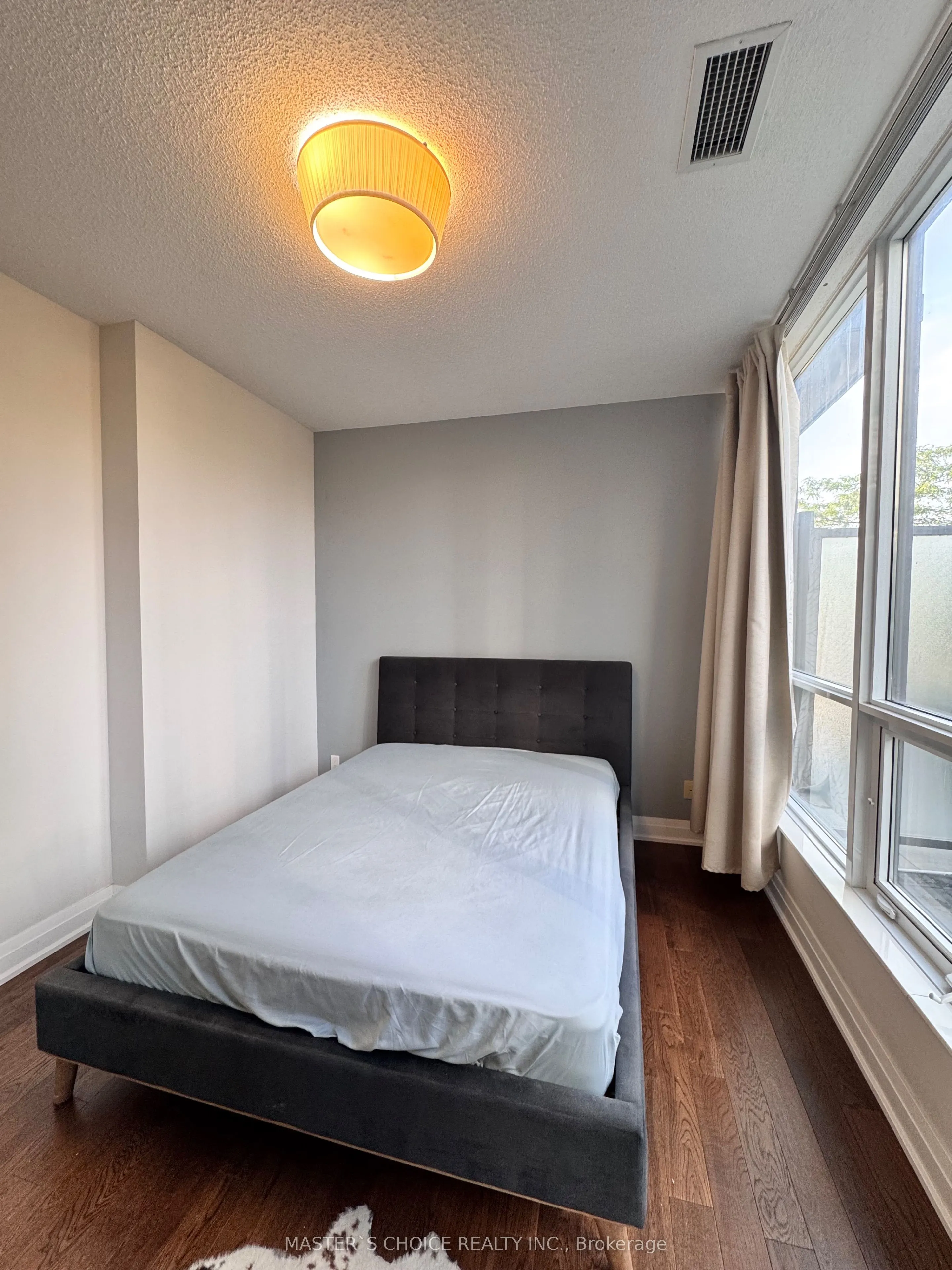 2230 Lake Shore Boulevard W, #210