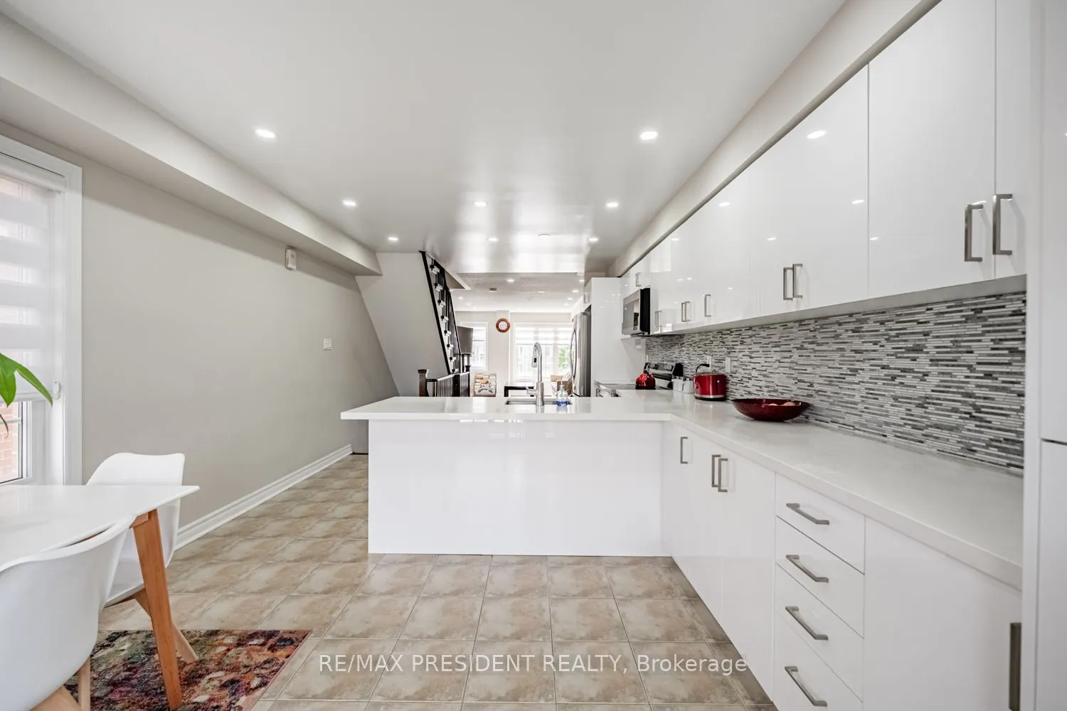 10 Shiraz Drive, #110