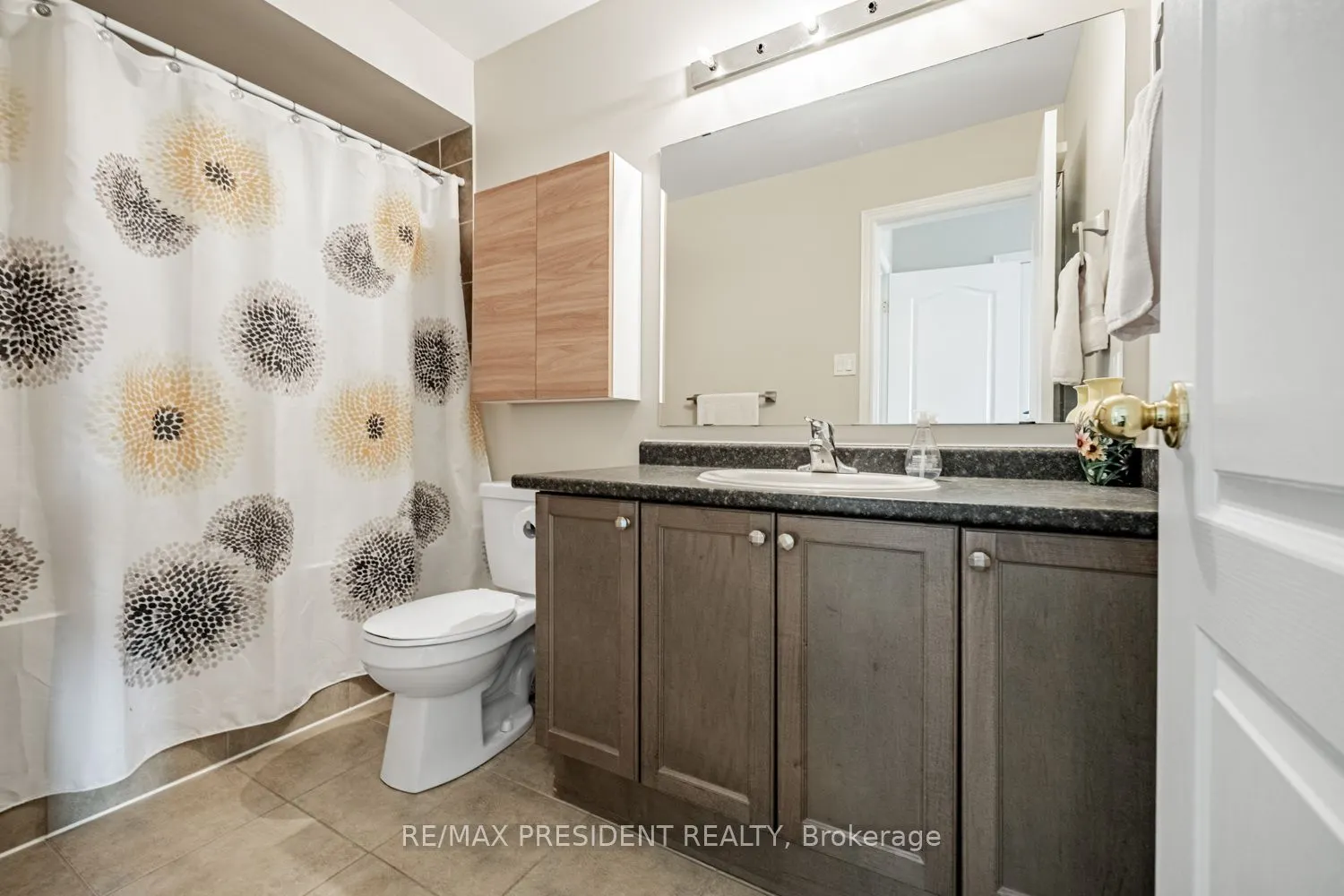10 Shiraz Drive, #110