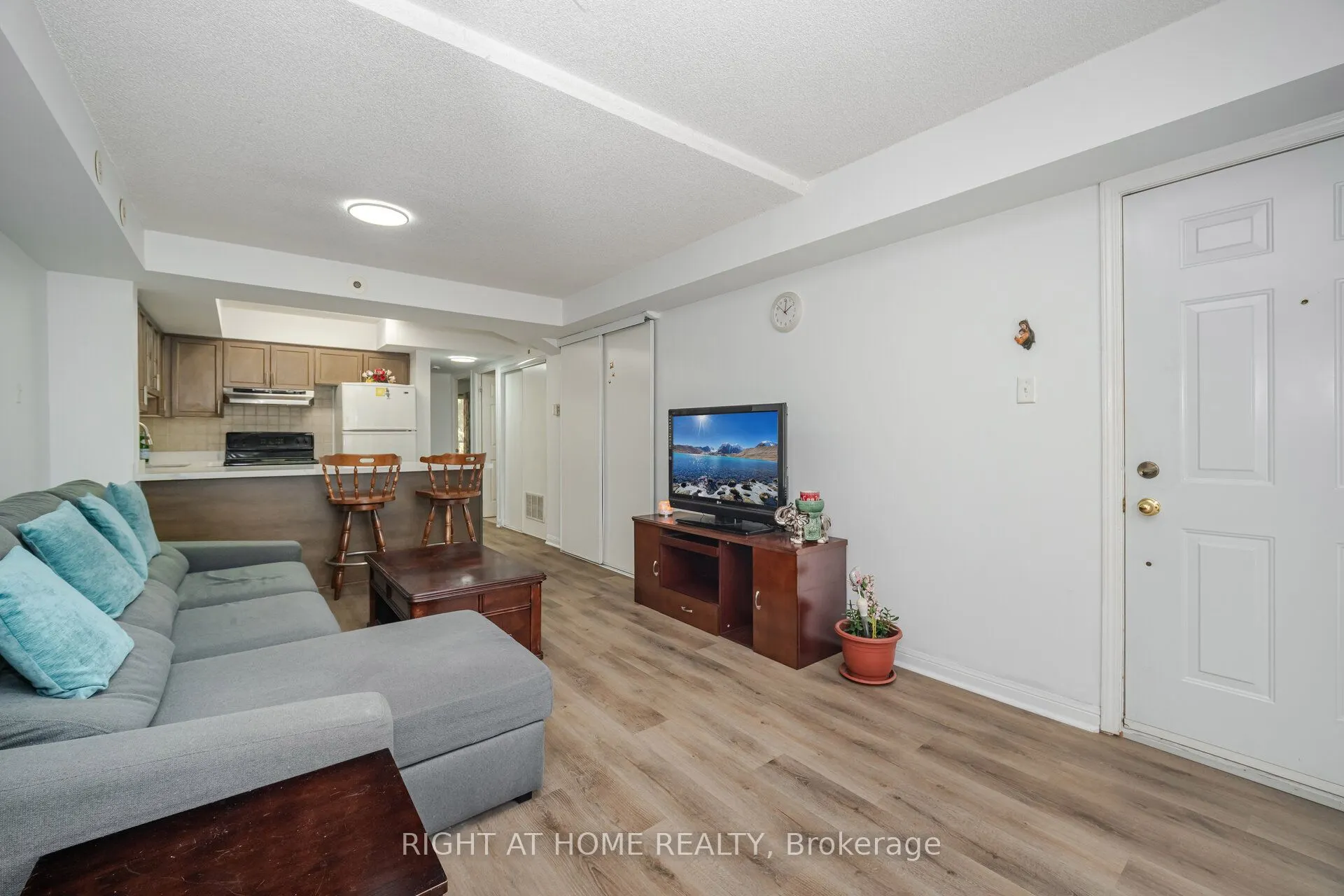 95 George Appleton Way, #2178