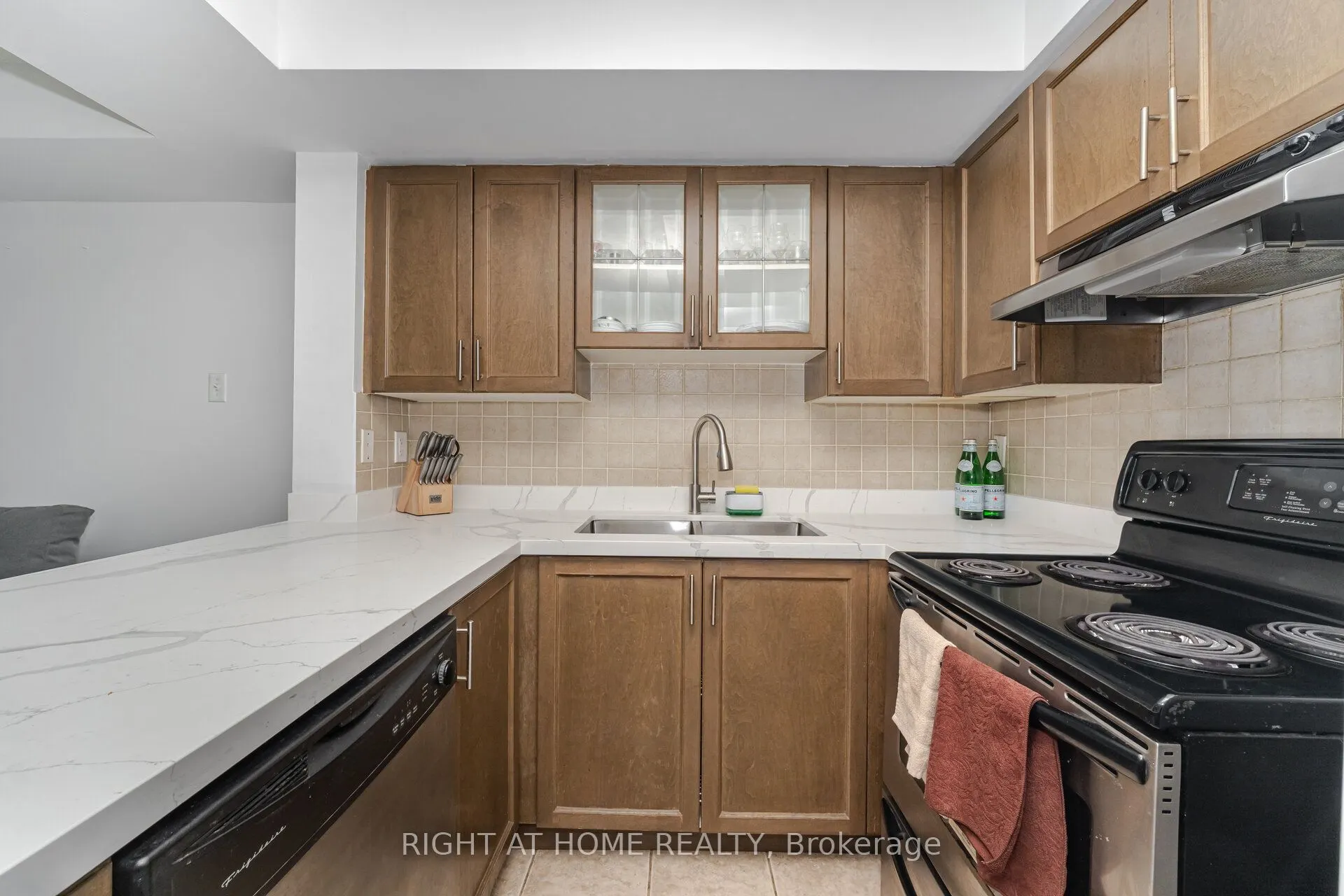 95 George Appleton Way, #2178