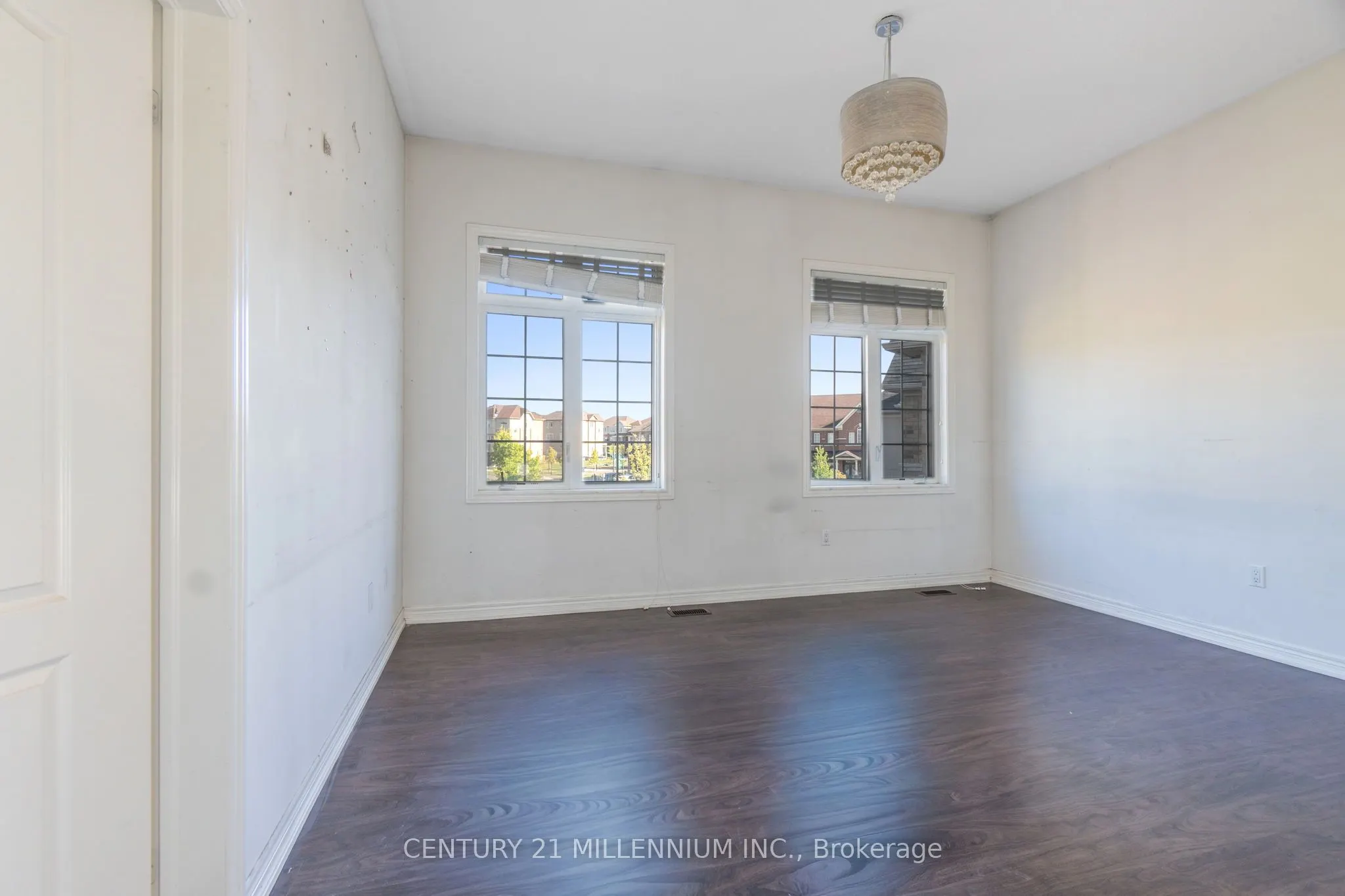 6 Ashfield Place S