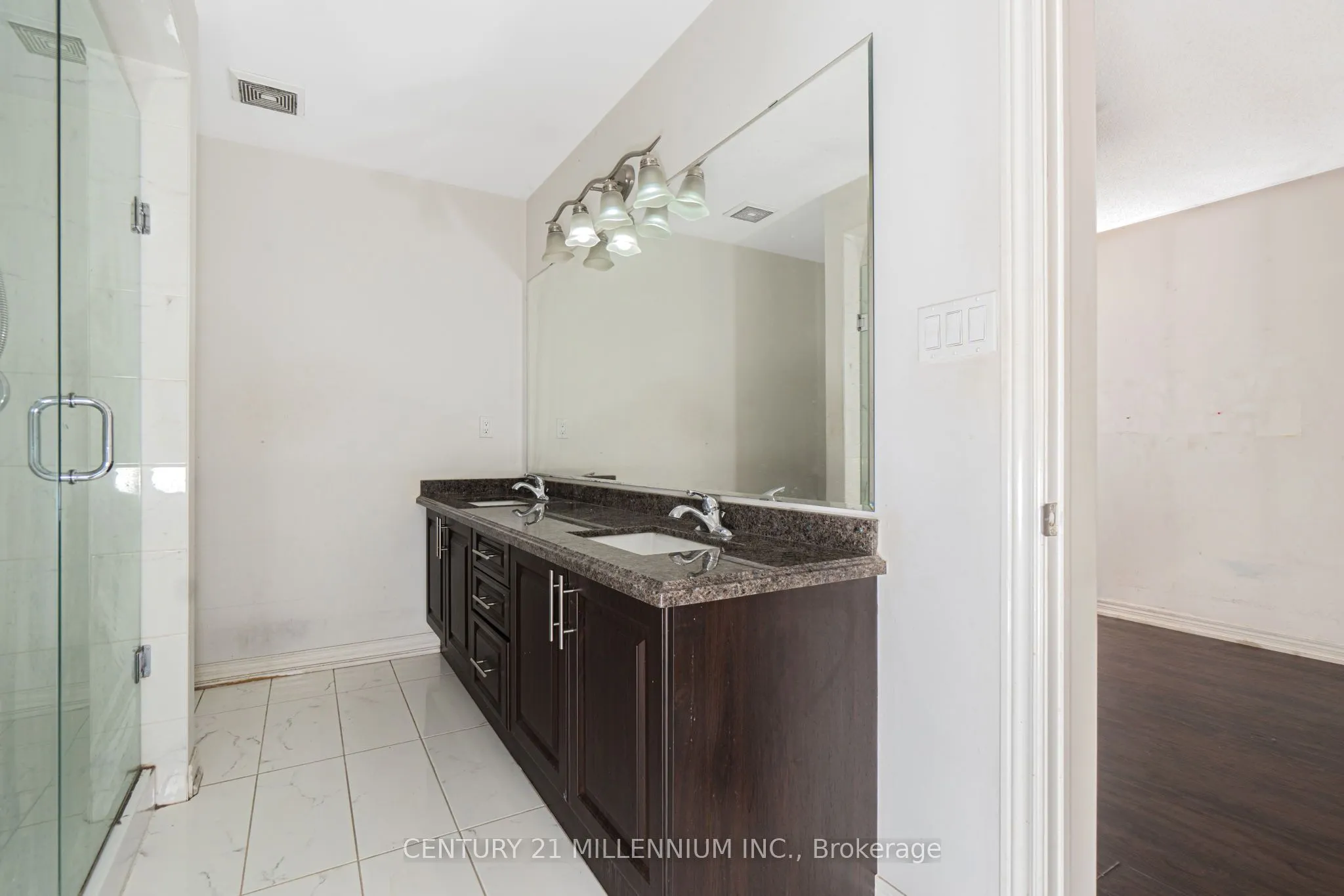 6 Ashfield Place S