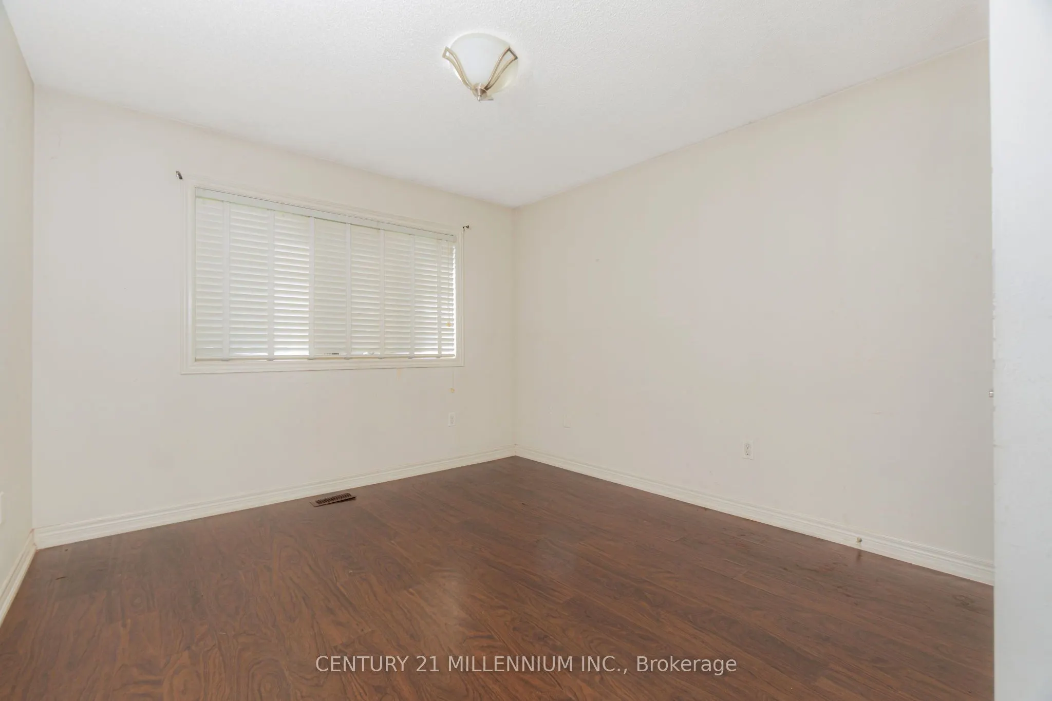 6 Ashfield Place S