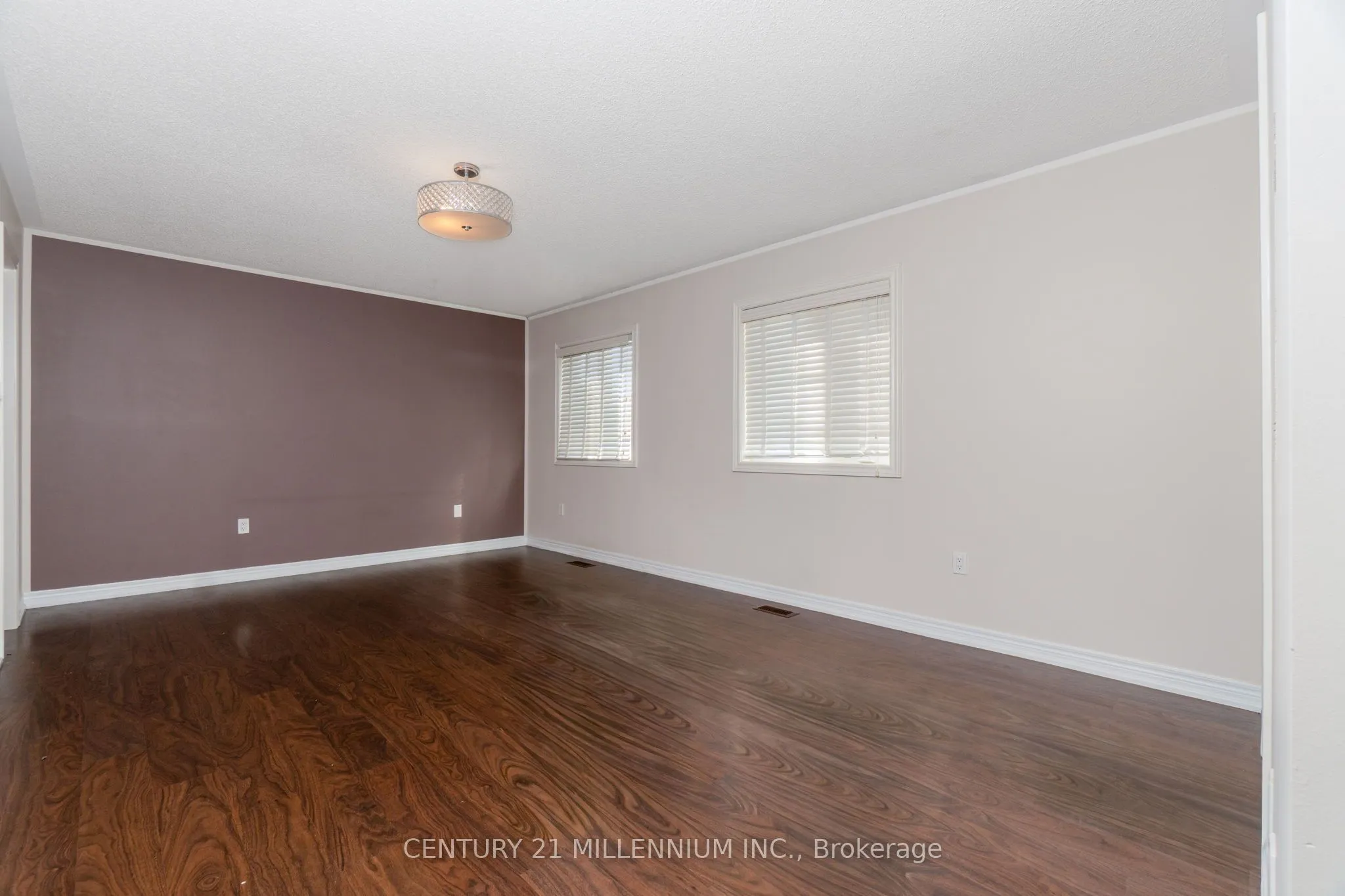 6 Ashfield Place S