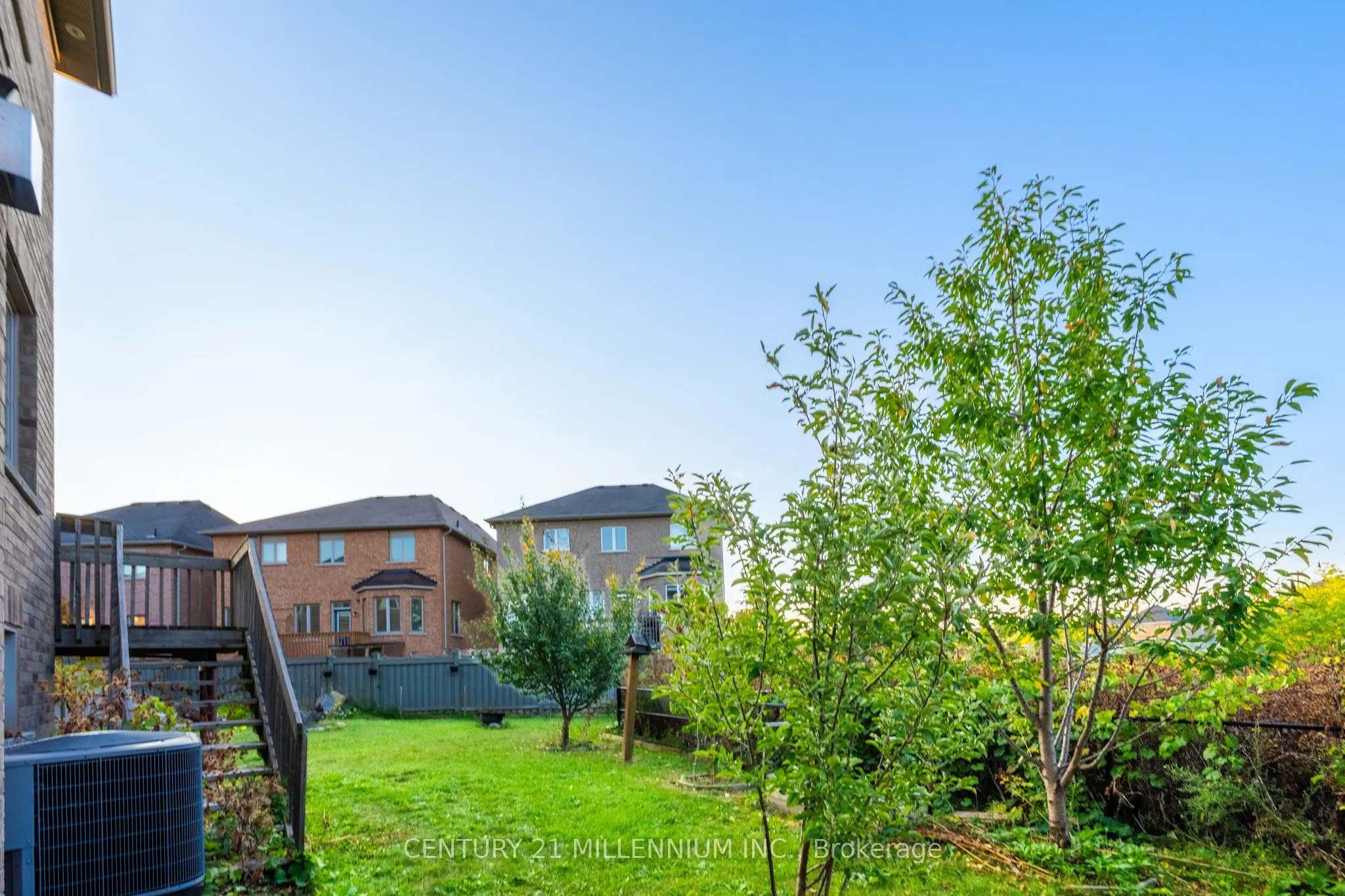 6 Ashfield Place S